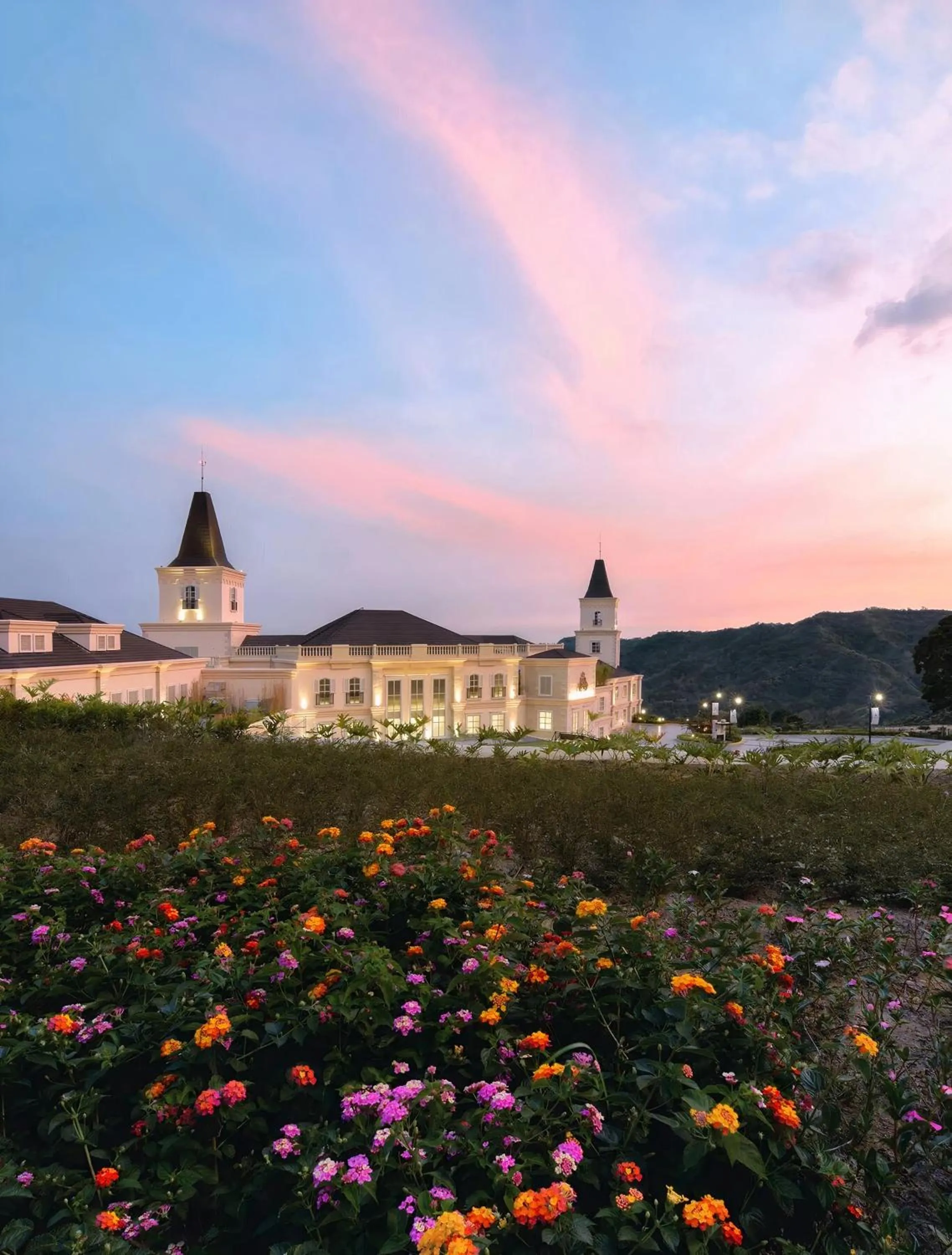 Property building in Twin Lakes Hotel near Tagaytay