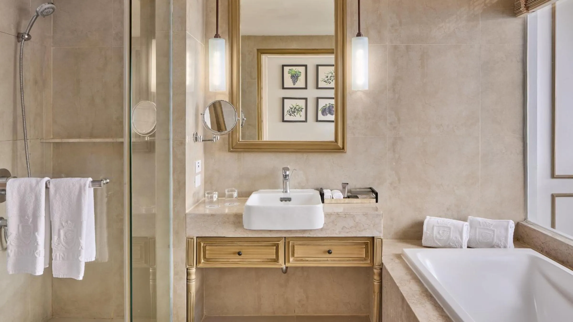 Shower, Bed in Twin Lakes Hotel near Tagaytay