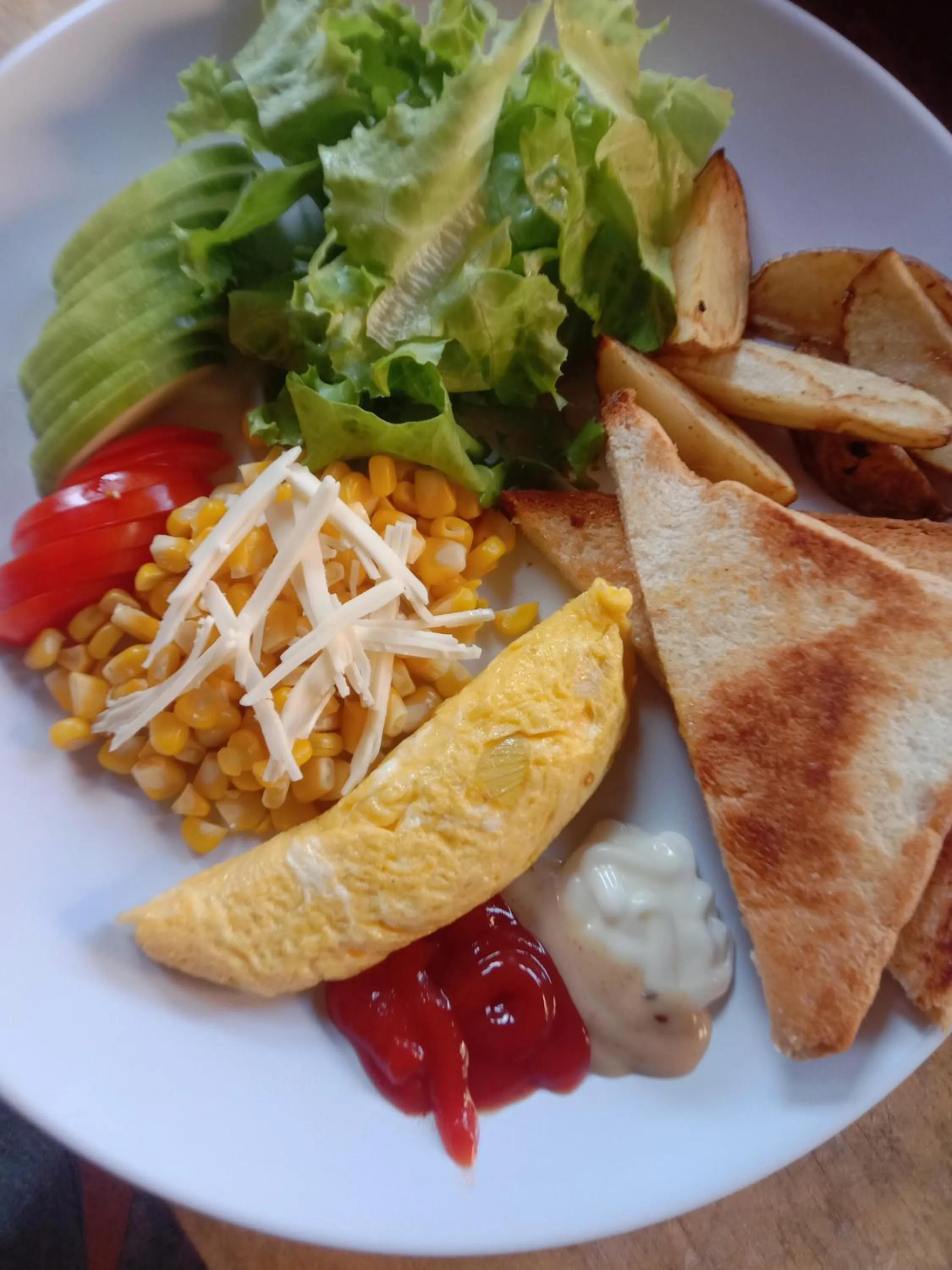 Food and drinks in Tanjung Kalemo Resort