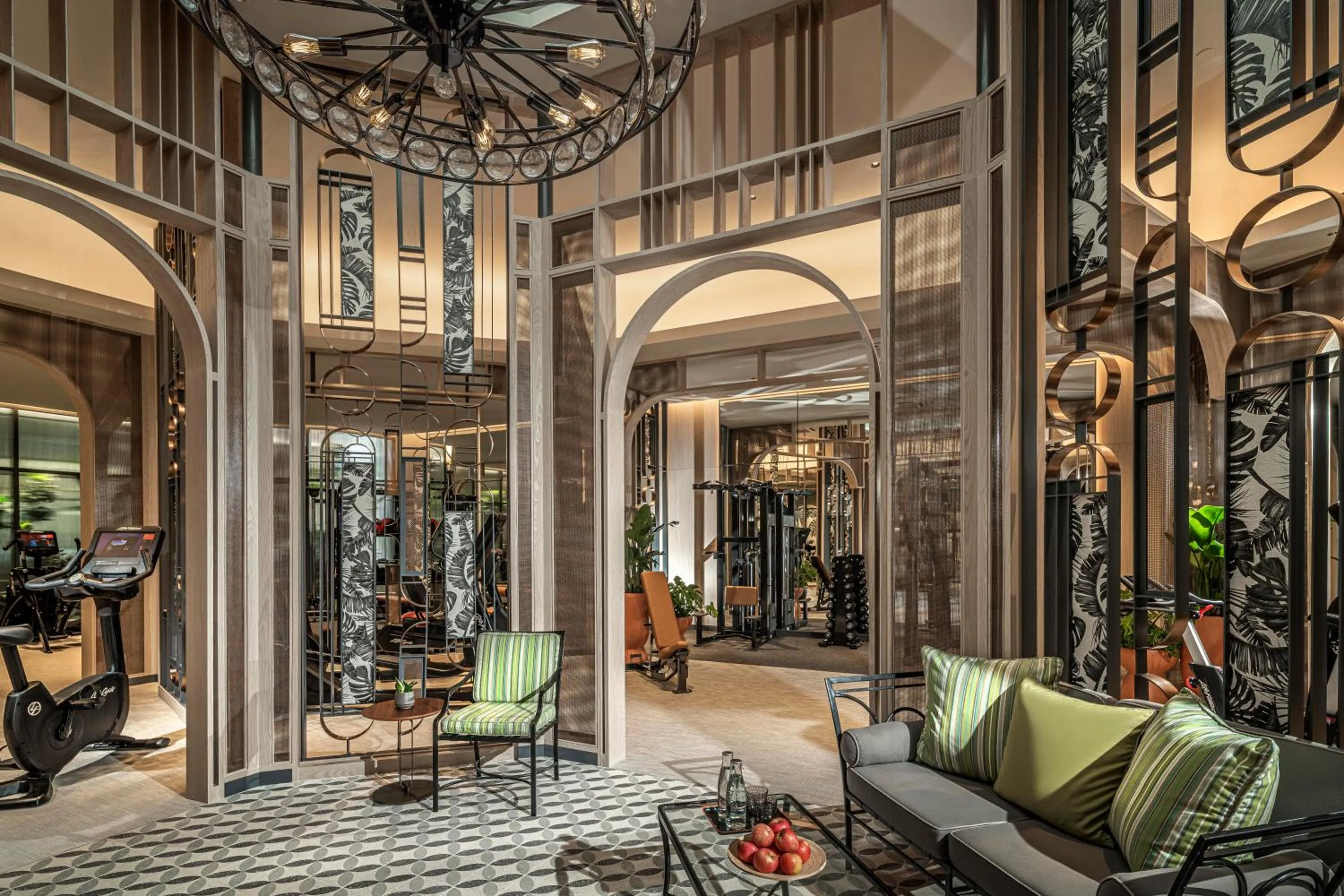 Fitness centre/facilities in Four Seasons Hotel Singapore