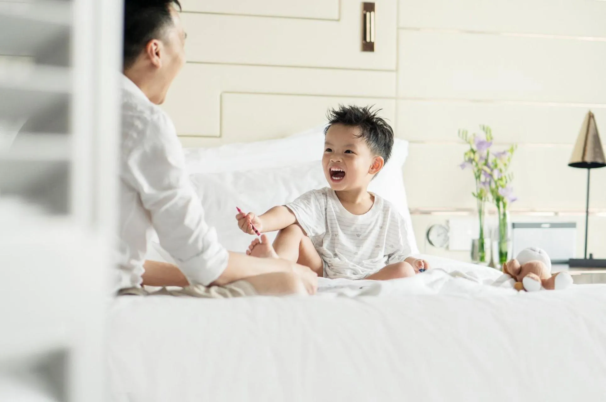 People, Bed in Four Seasons Hotel Singapore