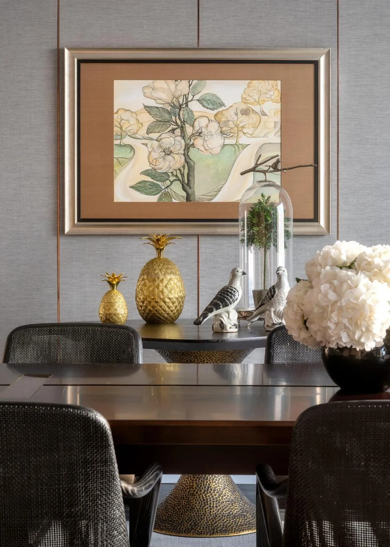 Seating area in Four Seasons Hotel Singapore