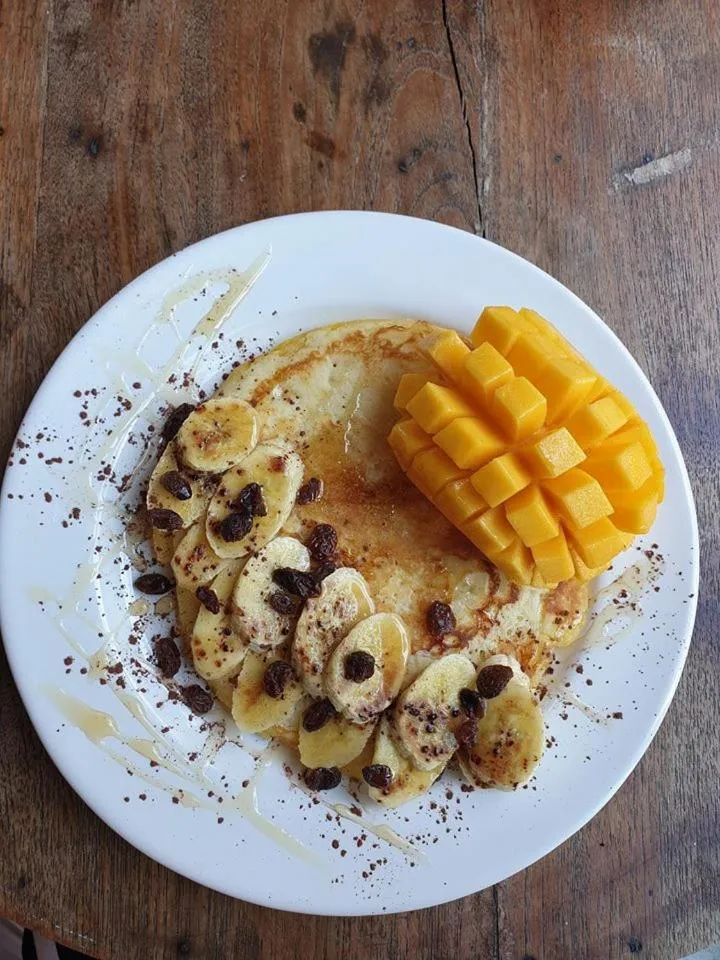 Breakfast in Past Tense Hostel