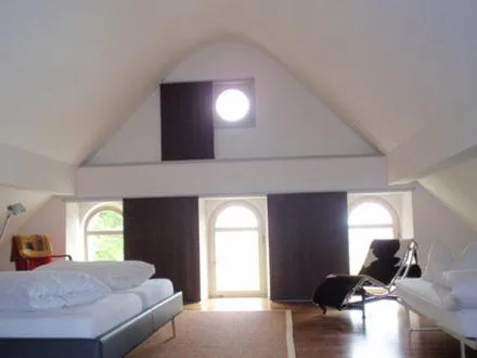 Day, Bed in Schloss Brunnegg