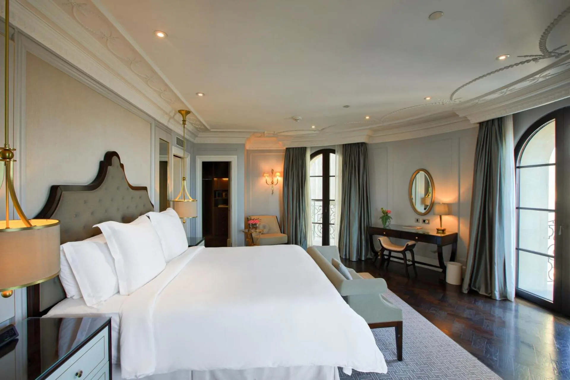 Bed in Four Seasons Hotel Baku