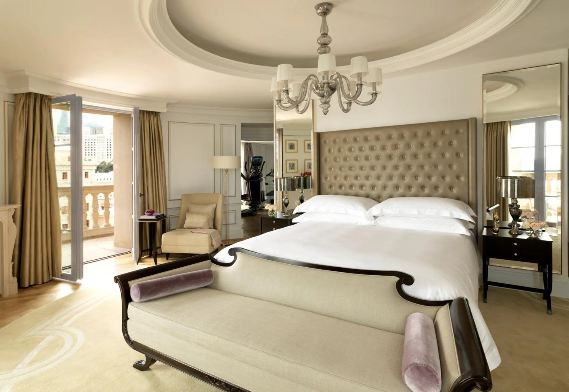 Bed in Four Seasons Hotel Baku
