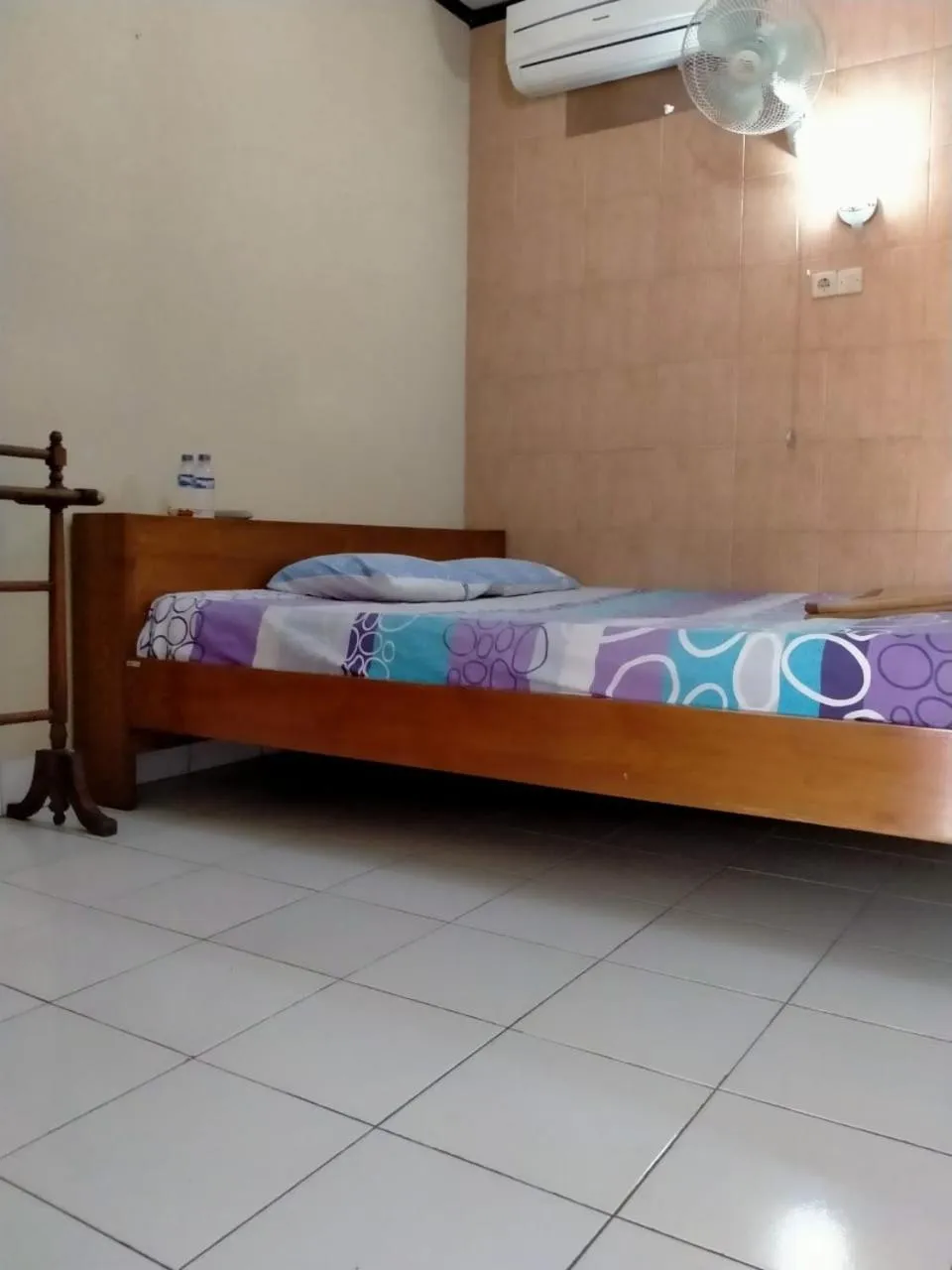 Bed in Prayogo Lama Family GH Prawirotaman
