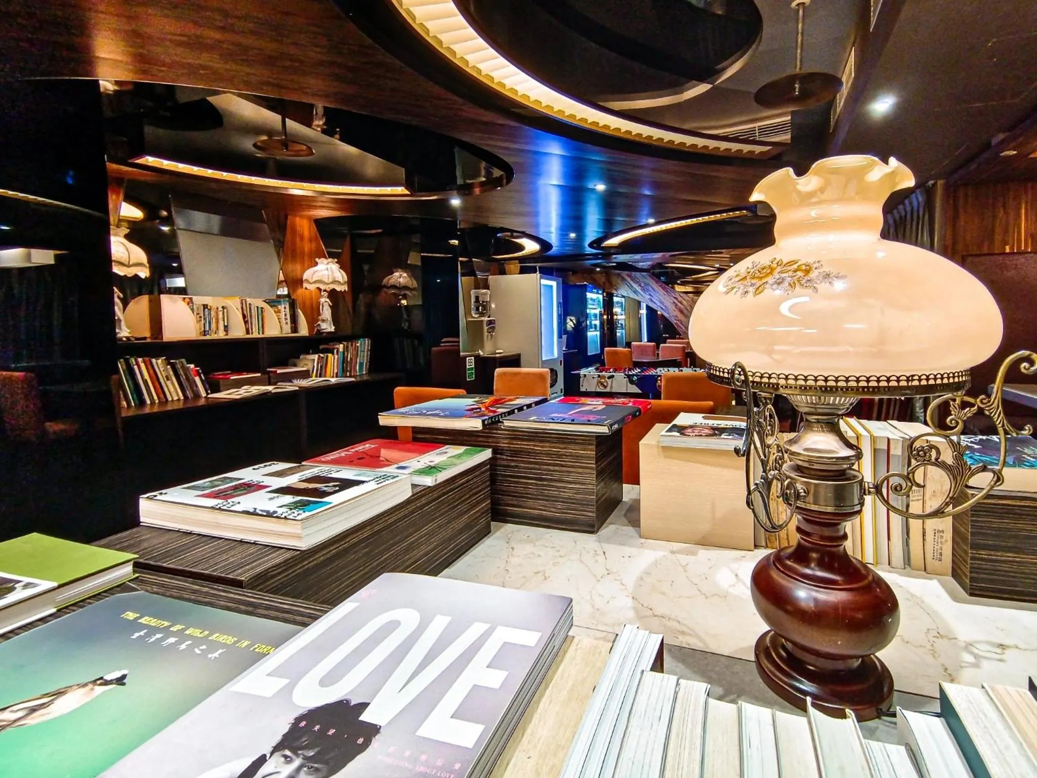 Entertainment in In One City Inn