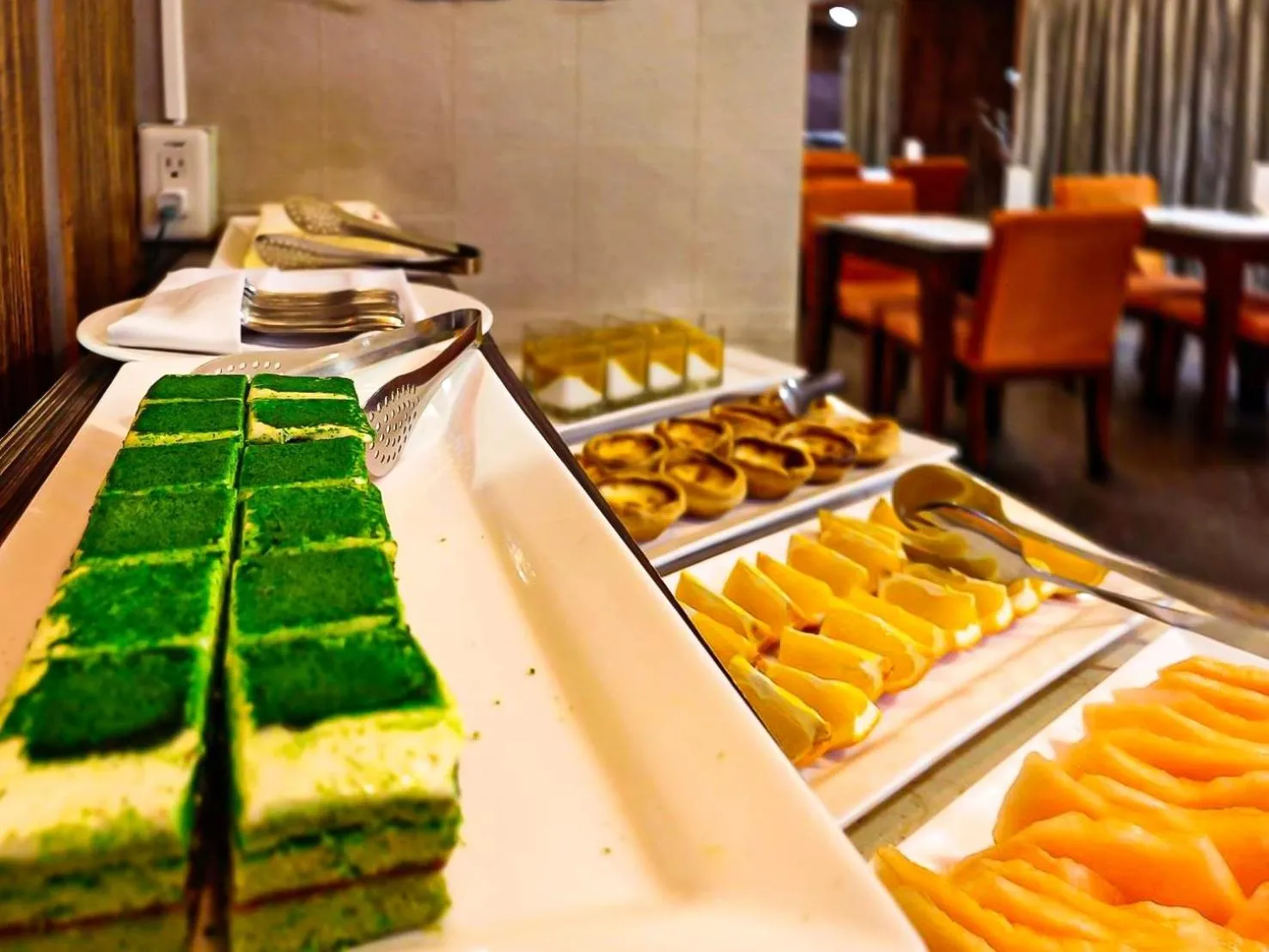 Buffet breakfast in In One City Inn