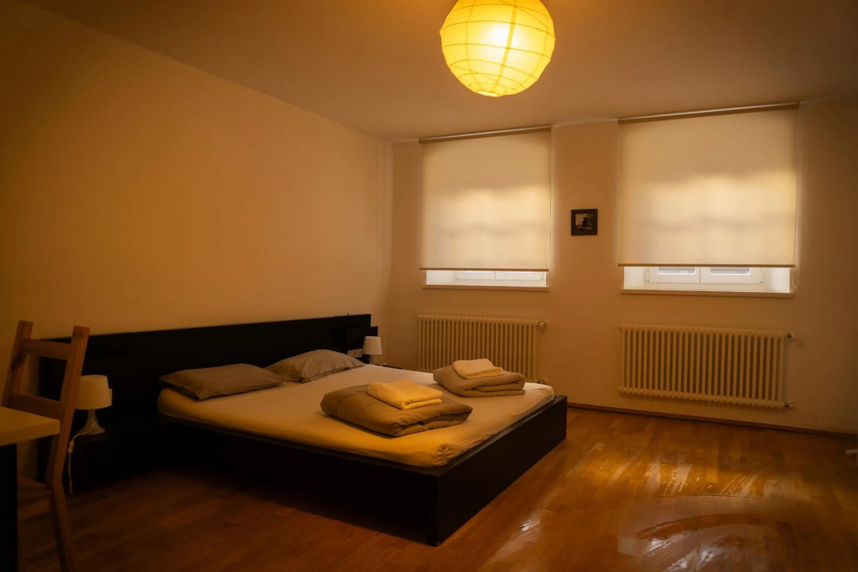 Bed in Residence Fink Central Apartments