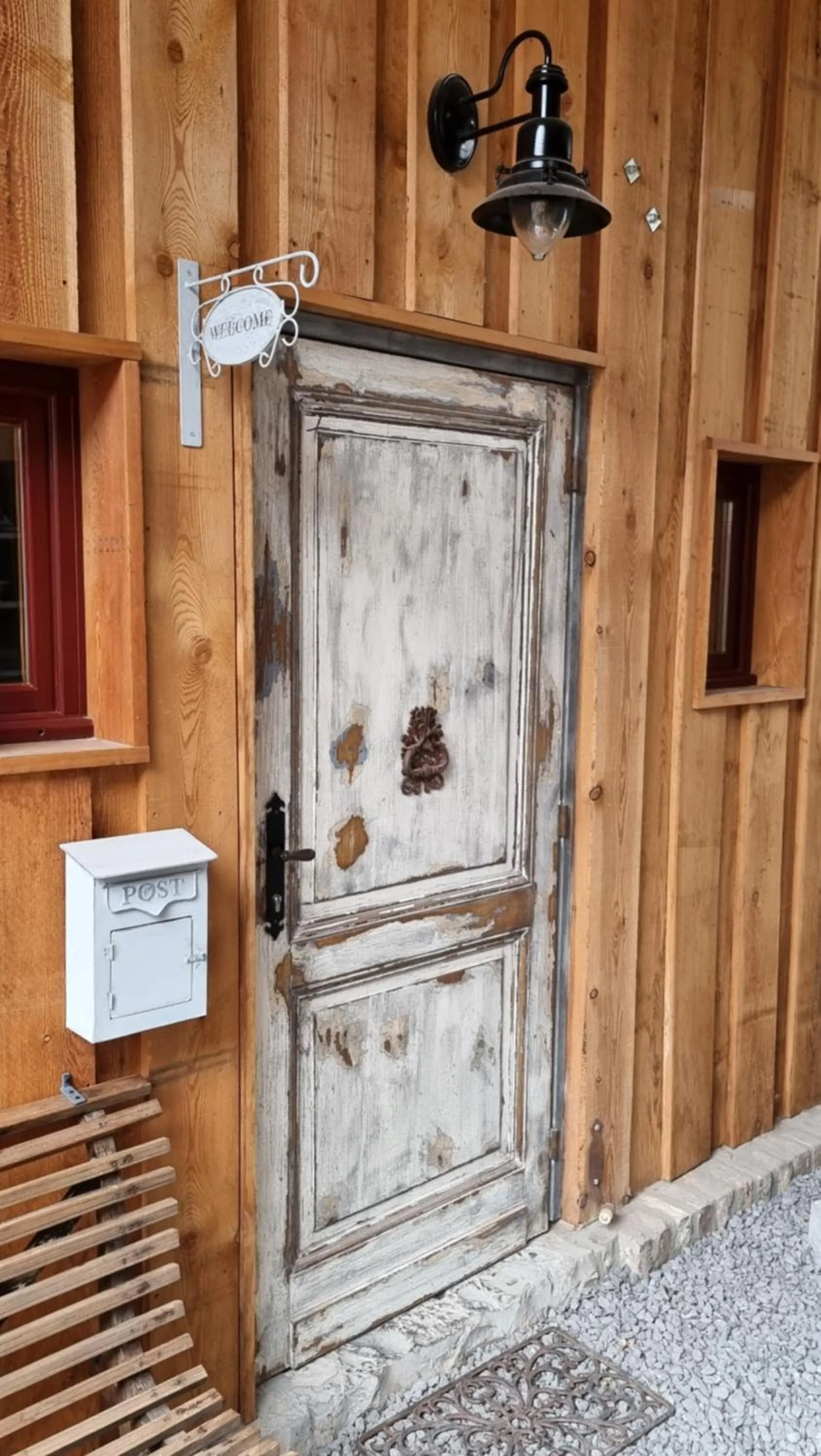 Facade/entrance in Een vleugje wellness in de Voerstreek - Bed & Brocante Onder de Poort