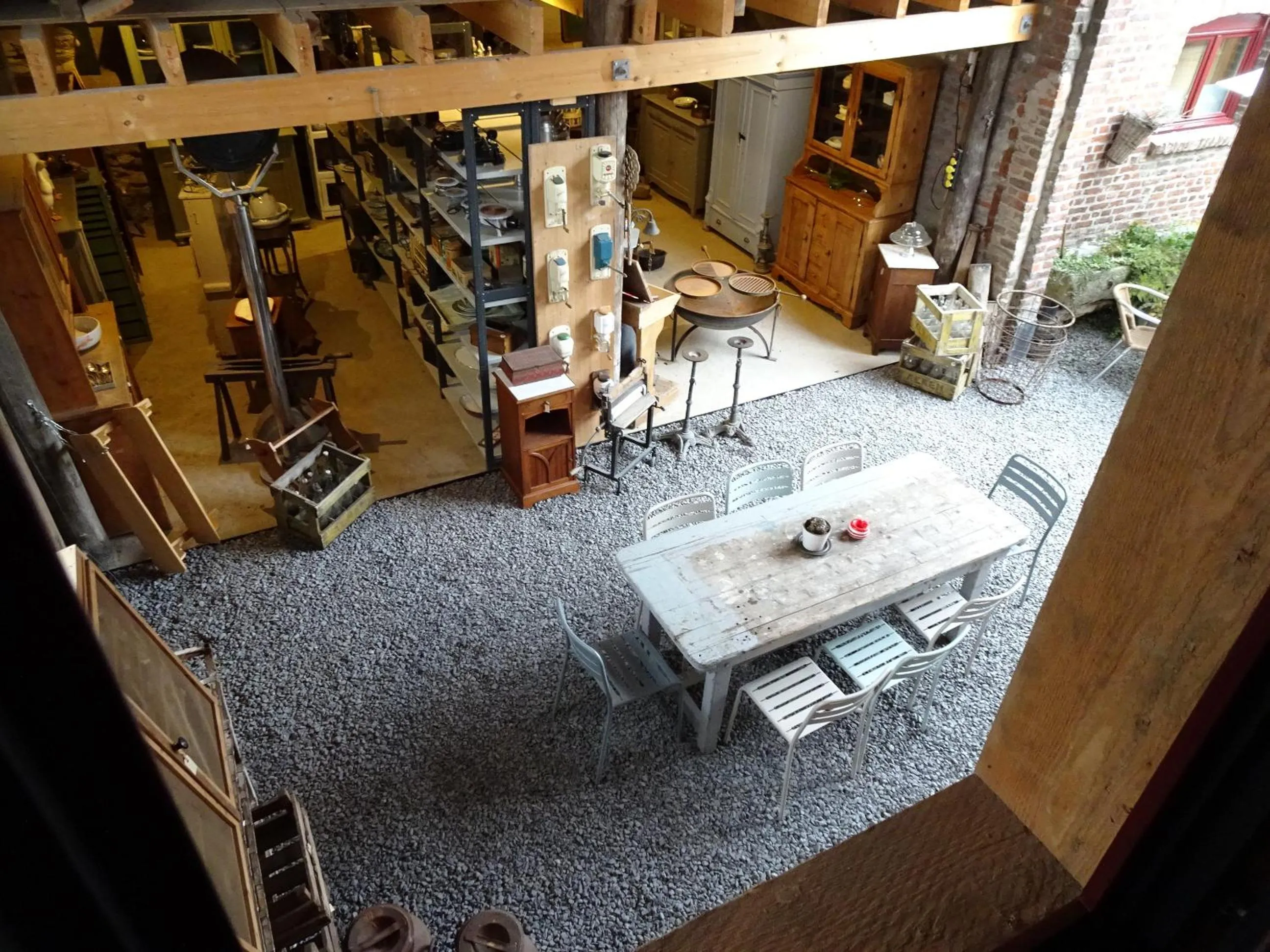 Balcony/Terrace in Een vleugje wellness in de Voerstreek - Bed & Brocante Onder de Poort