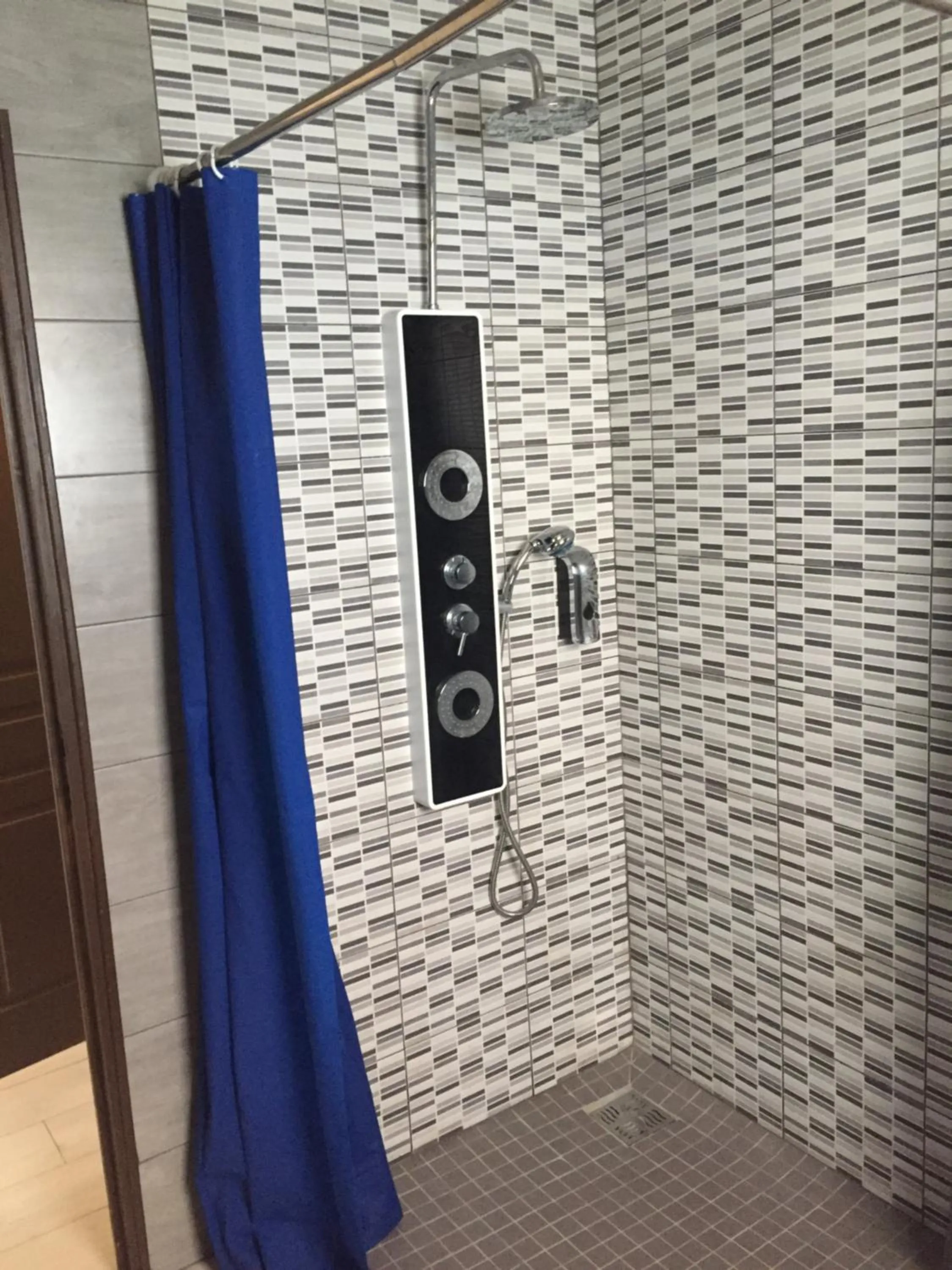 Shower in Ô cœur de l’île