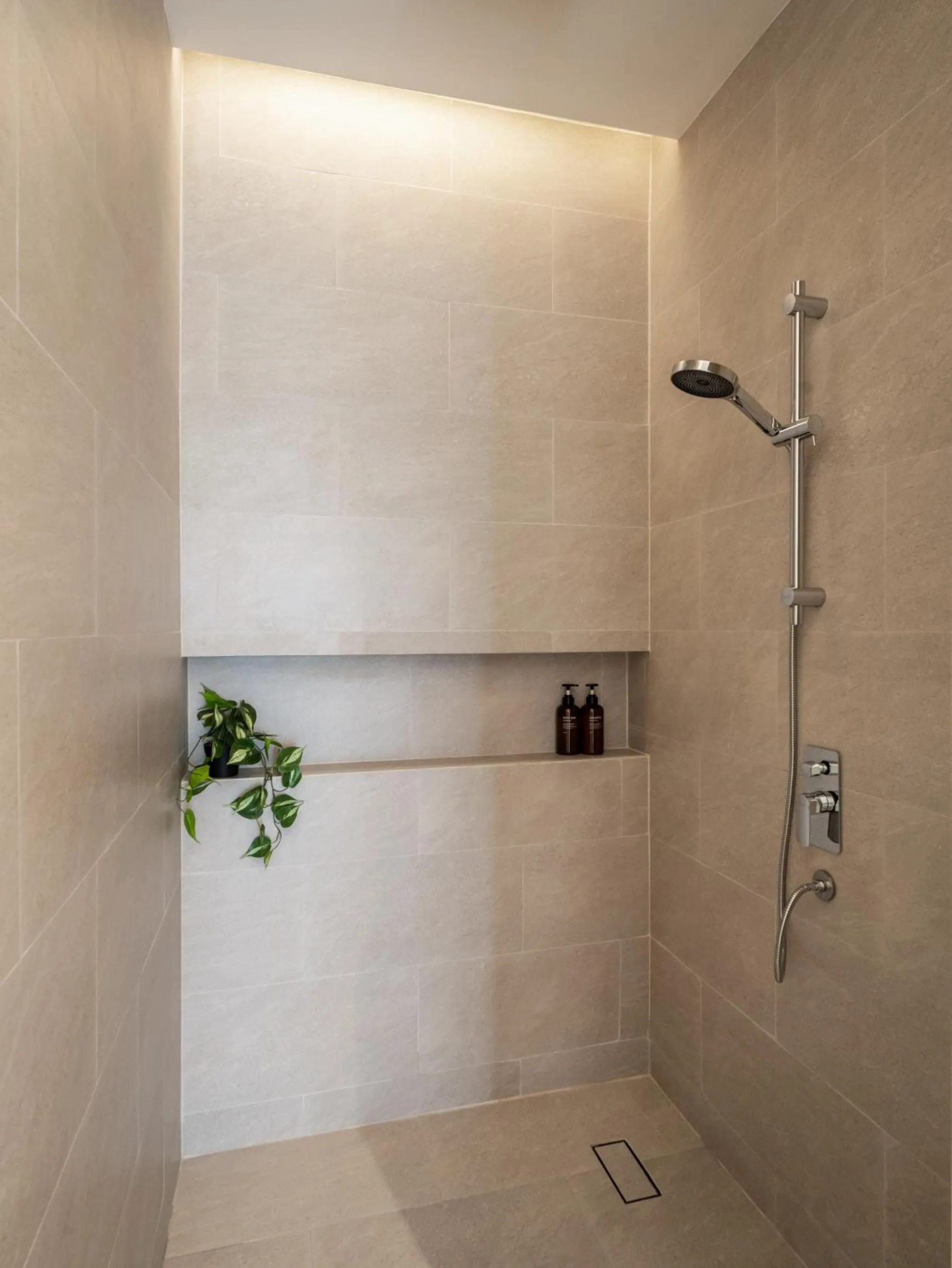 Shower in Pico Samui