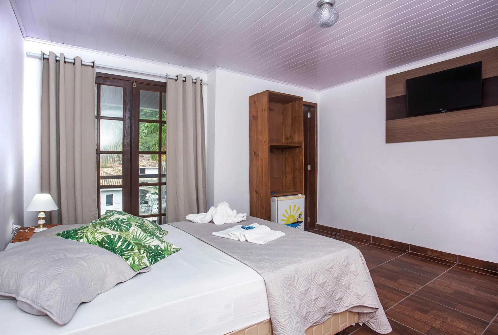 Bedroom, Bed in Pousada Castelinho