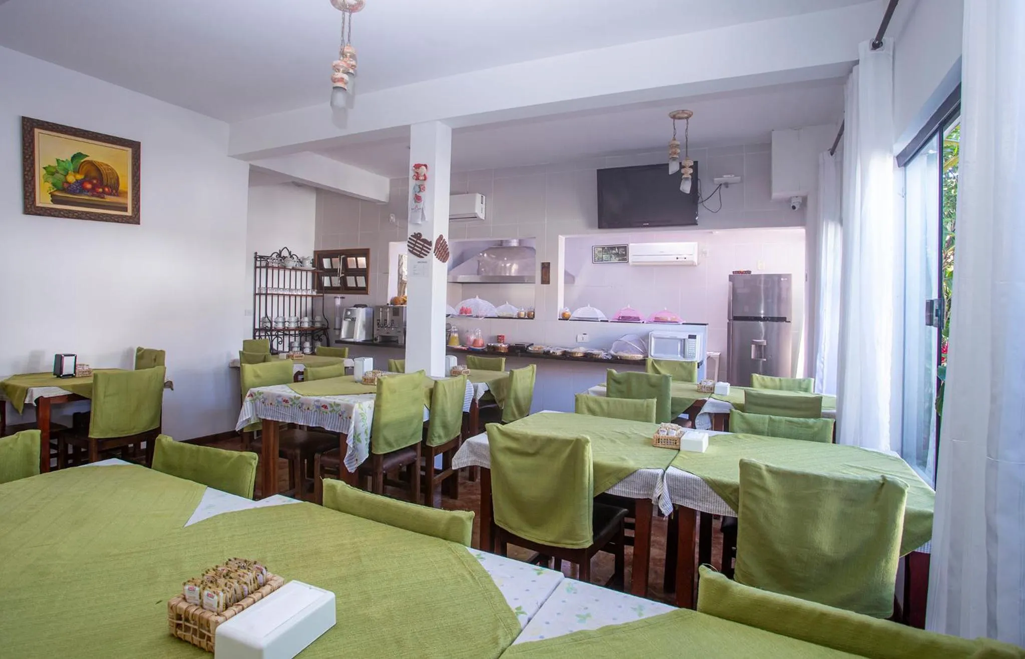 Breakfast in Pousada Castelinho