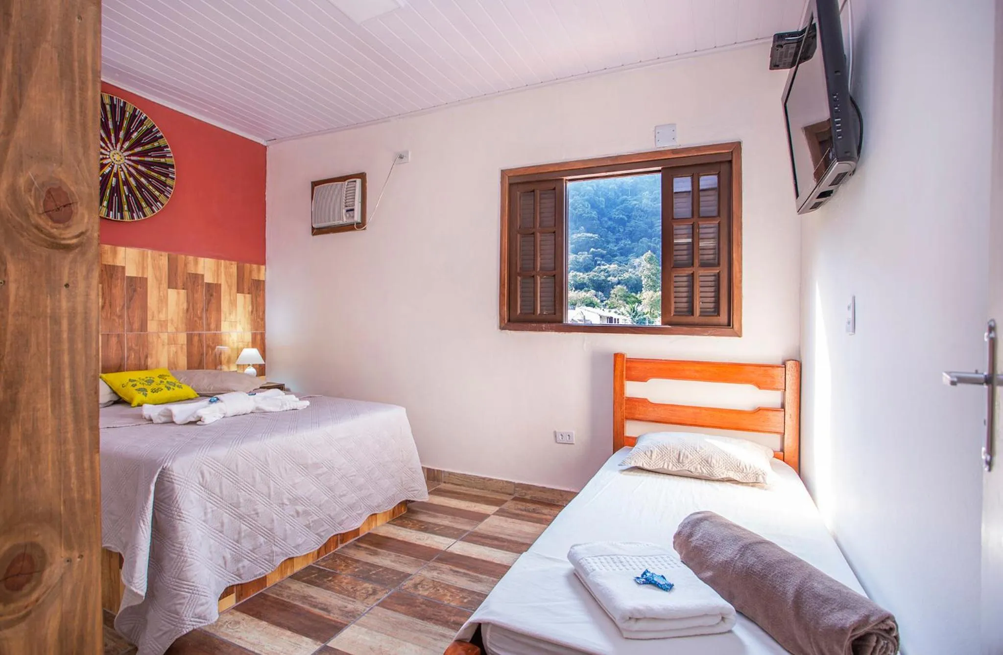 Bedroom, Bed in Pousada Castelinho