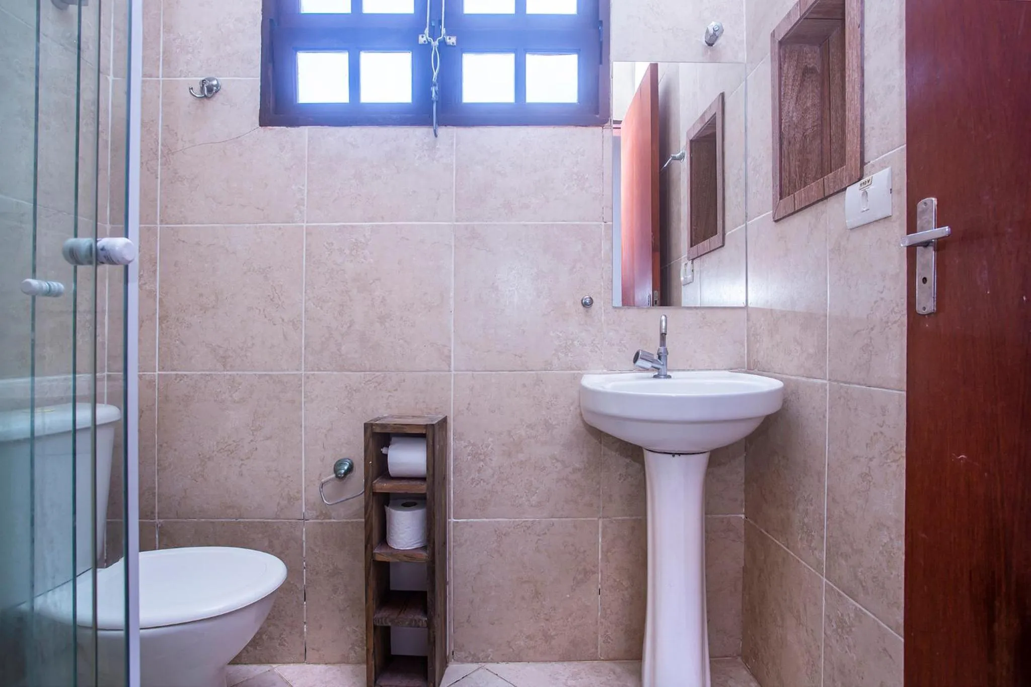 Bathroom in Pousada Castelinho