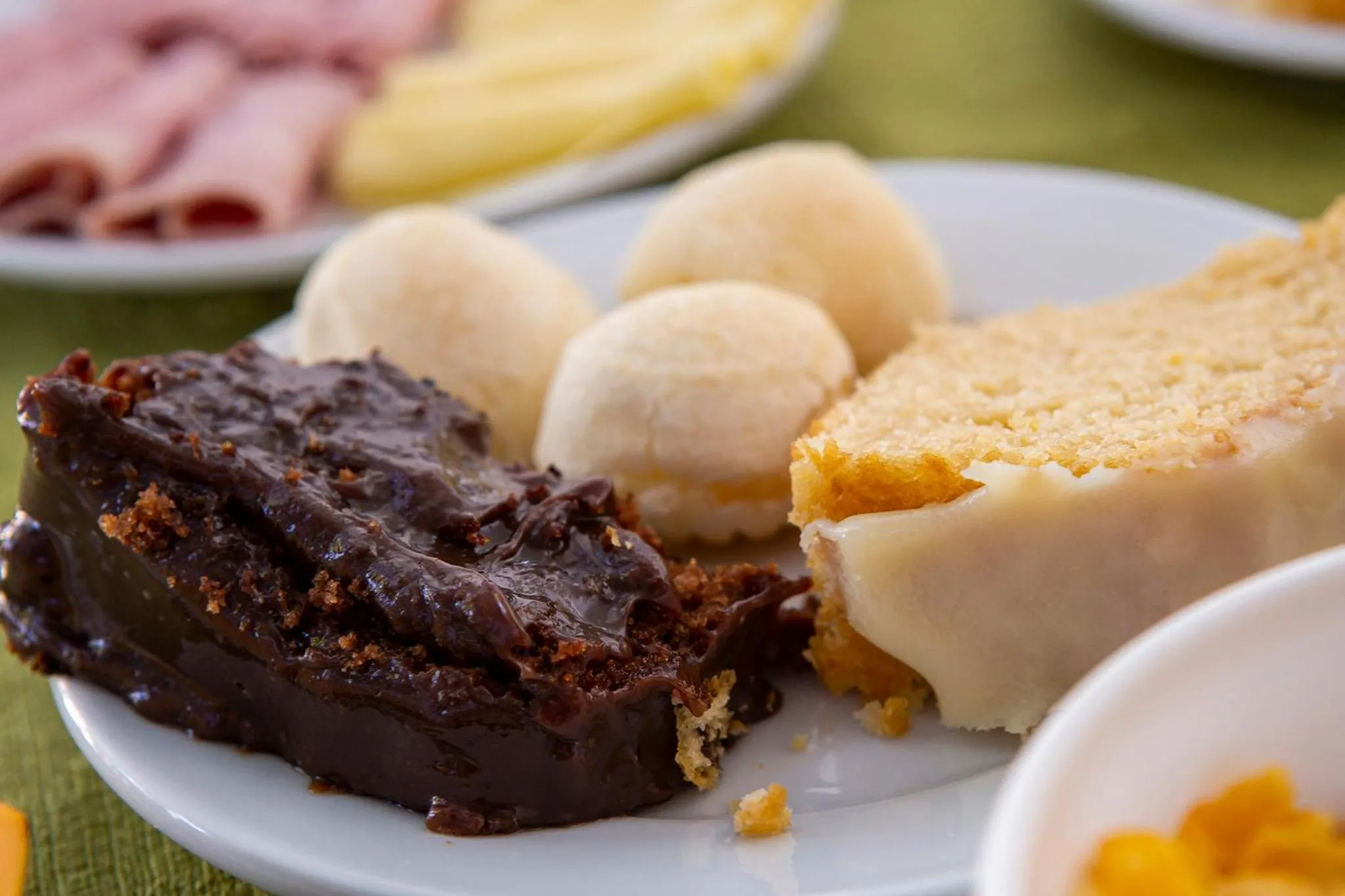 Breakfast in Pousada Castelinho