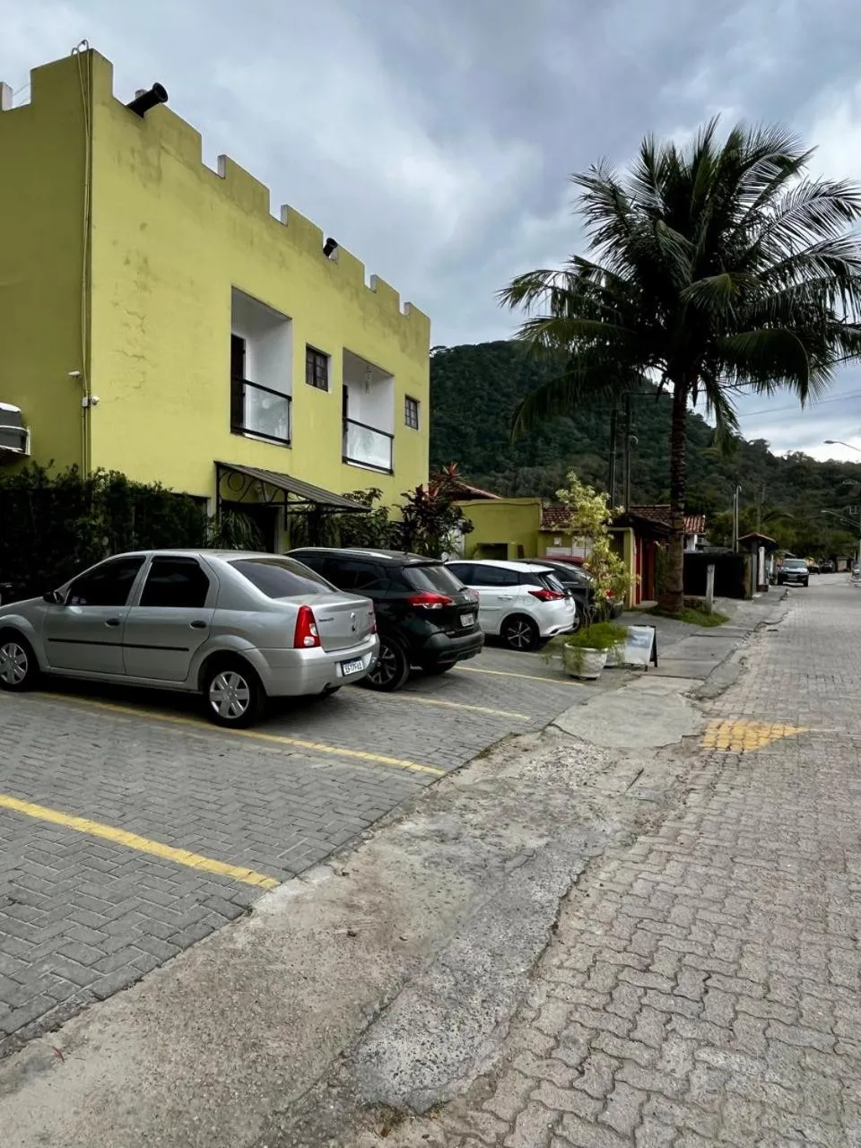 Day in Pousada Castelinho