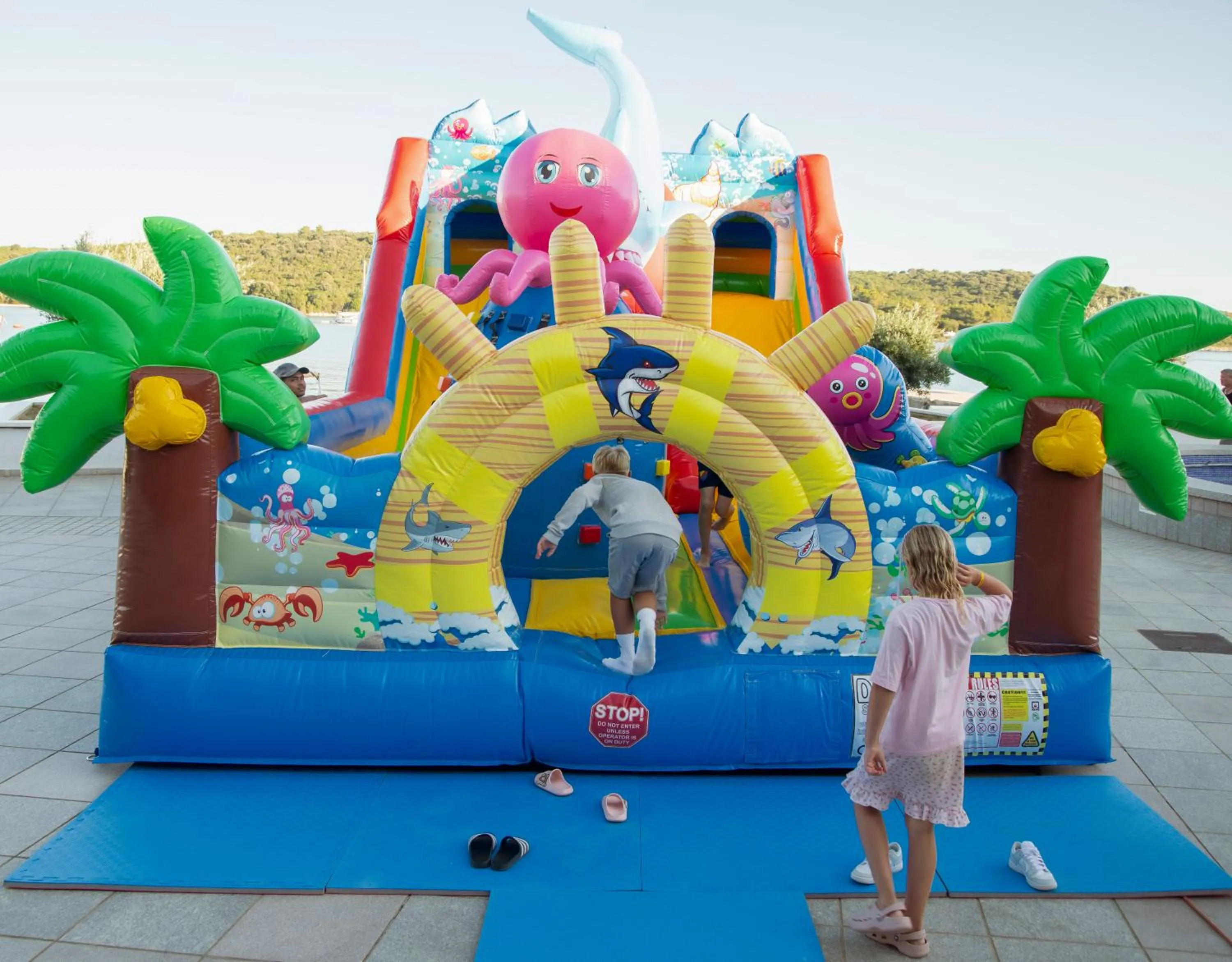 Day in Residence Superior Del Mar