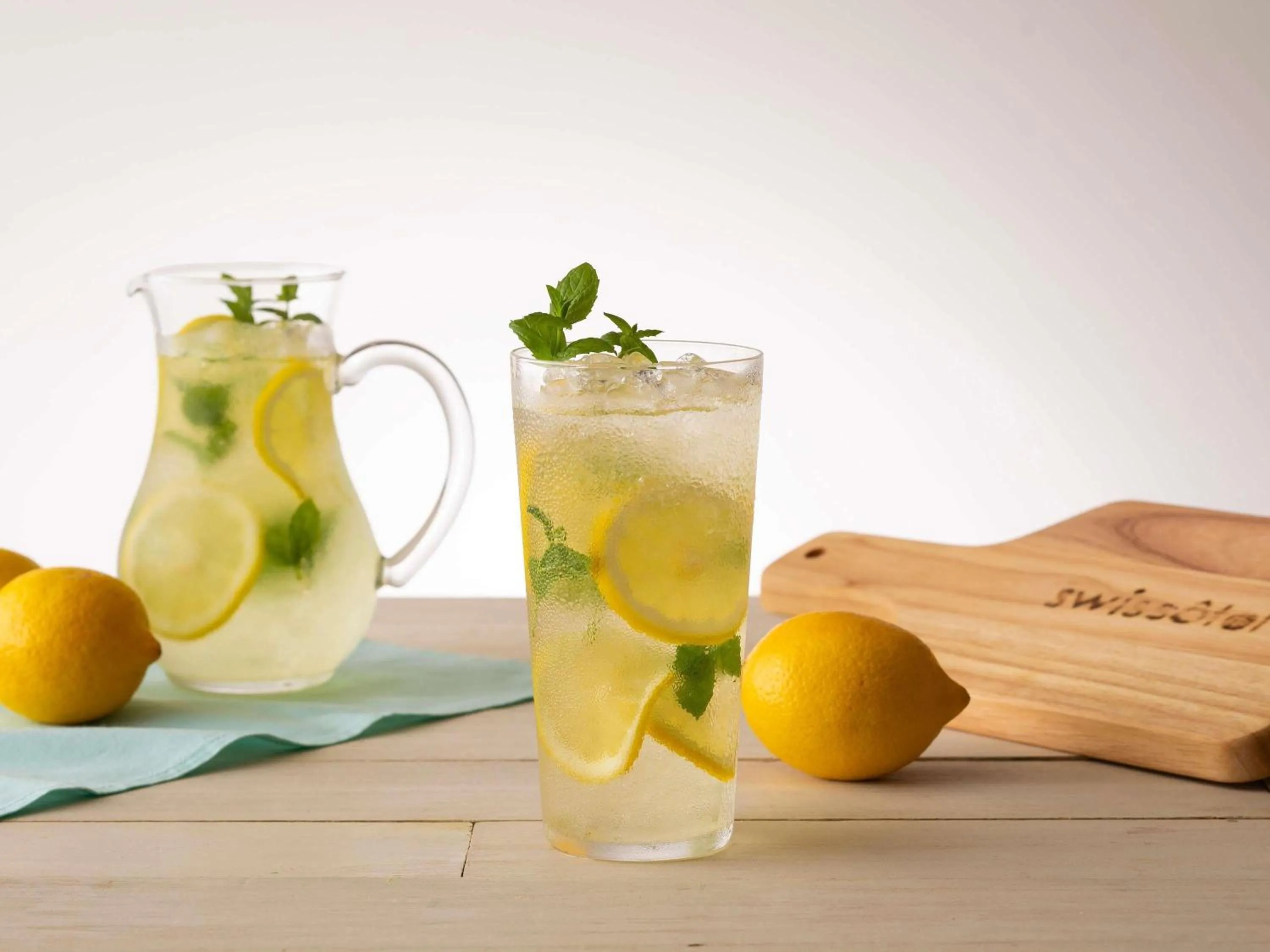 Restaurant/places to eat in Swissotel Nankai Osaka