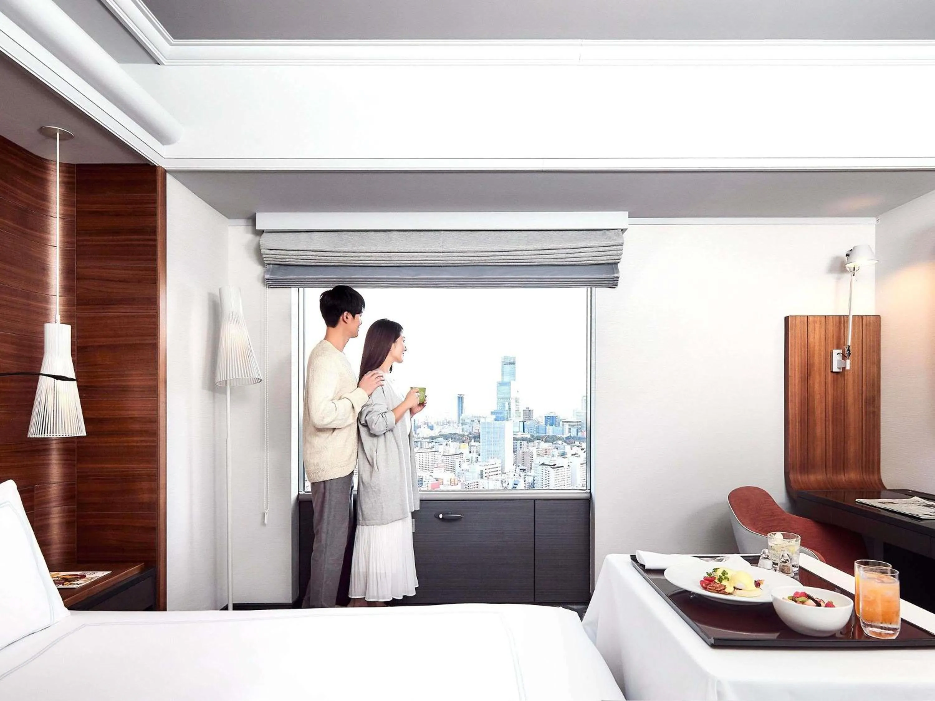 Breakfast, Bed in Swissotel Nankai Osaka