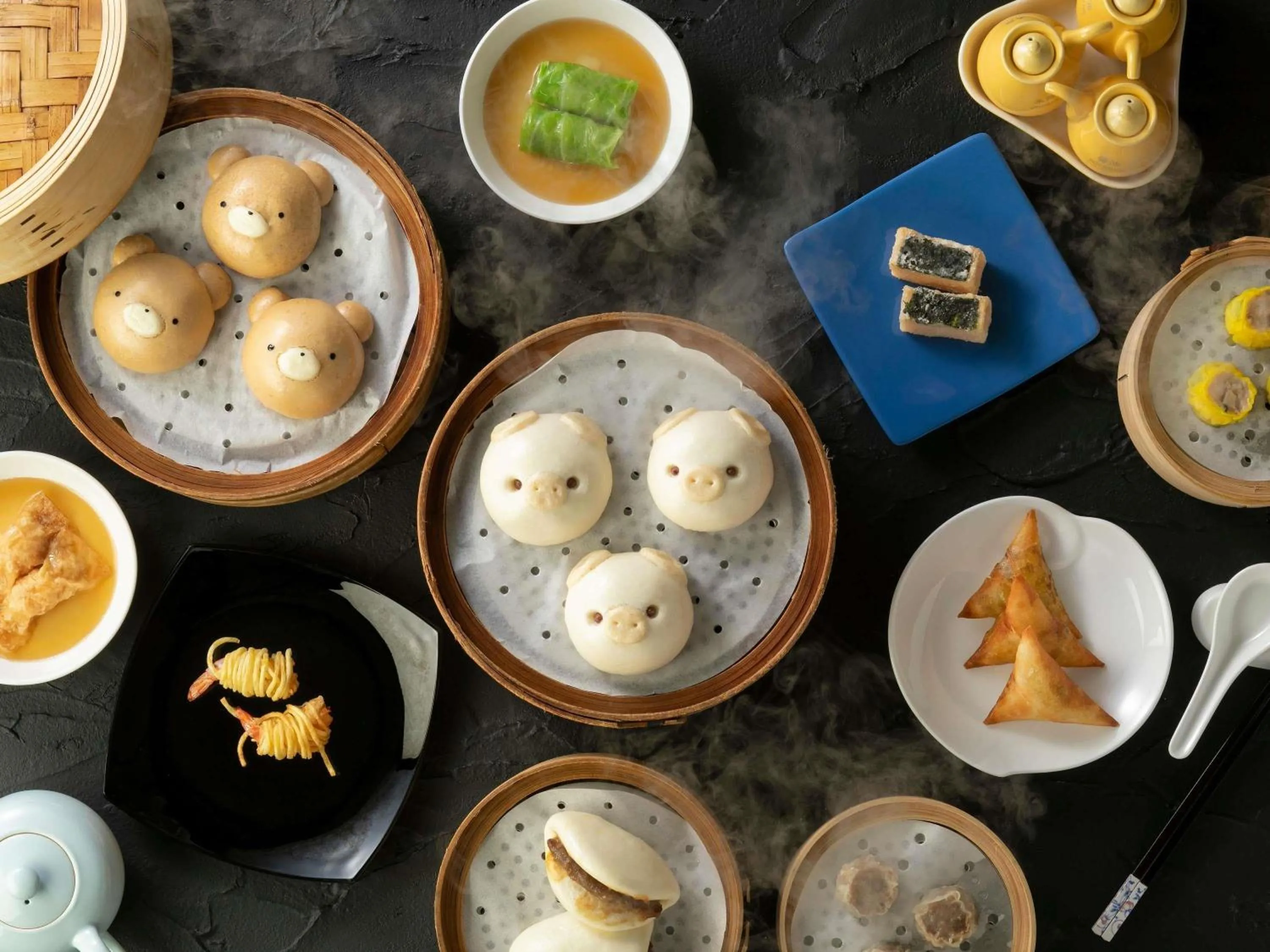 Restaurant/places to eat in Swissotel Nankai Osaka