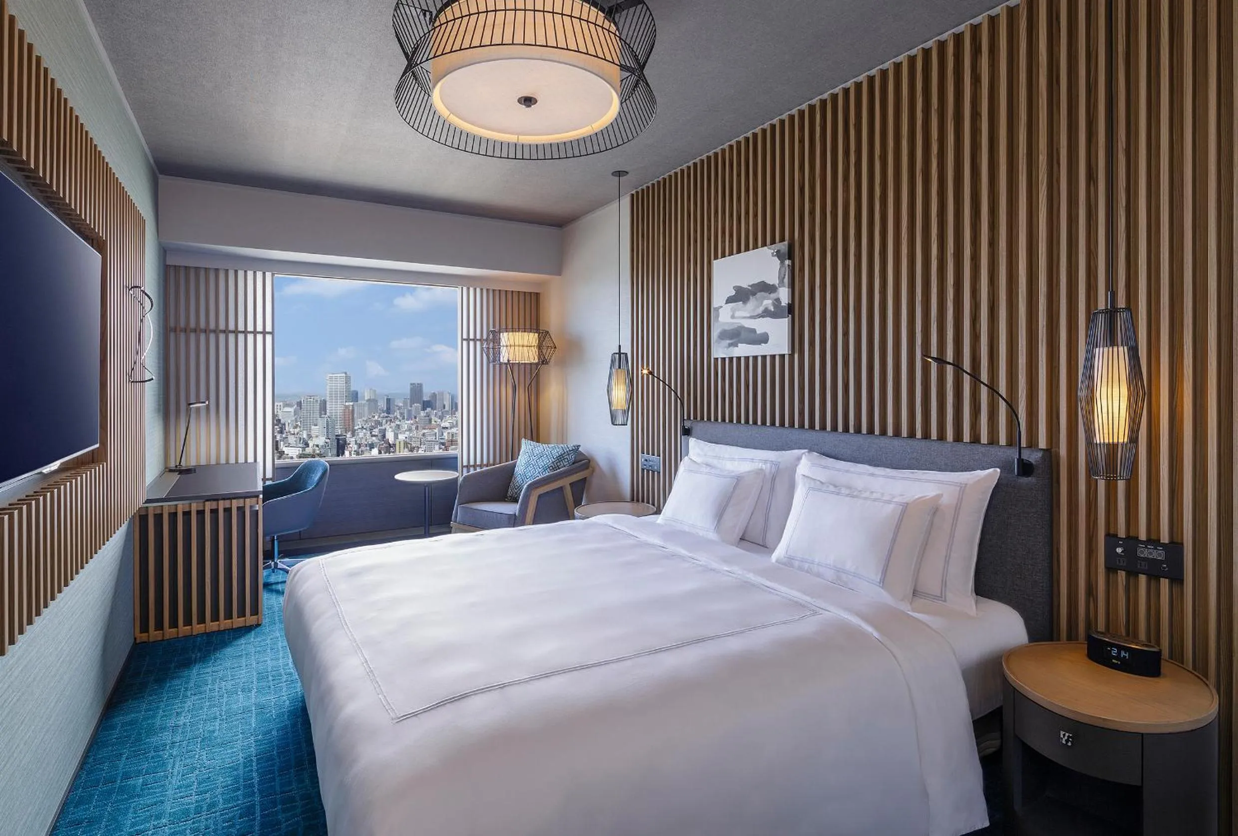 Photo of the whole room, Bed in Swissotel Nankai Osaka