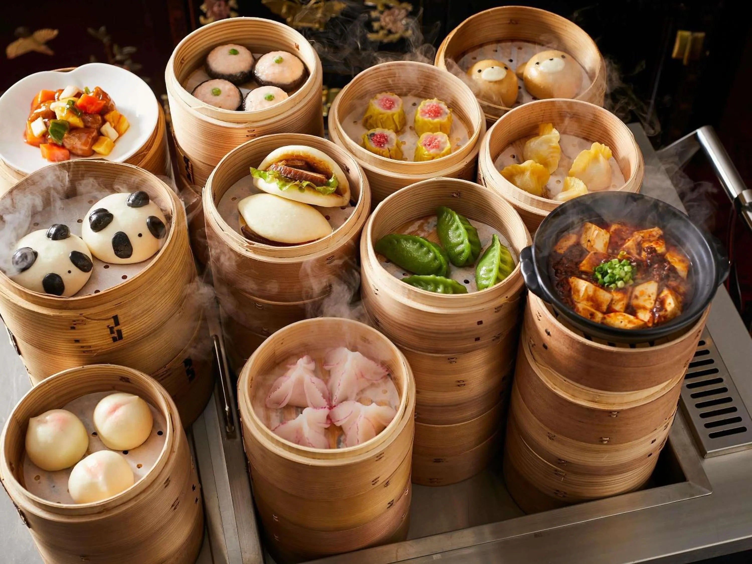 Restaurant/places to eat in Swissotel Nankai Osaka