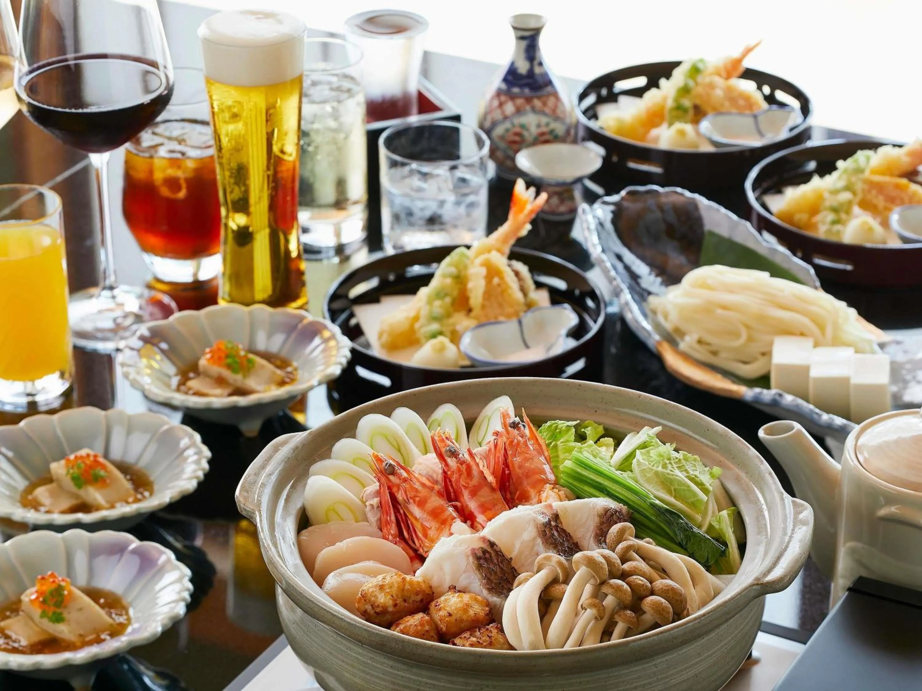 Restaurant/places to eat in Swissotel Nankai Osaka