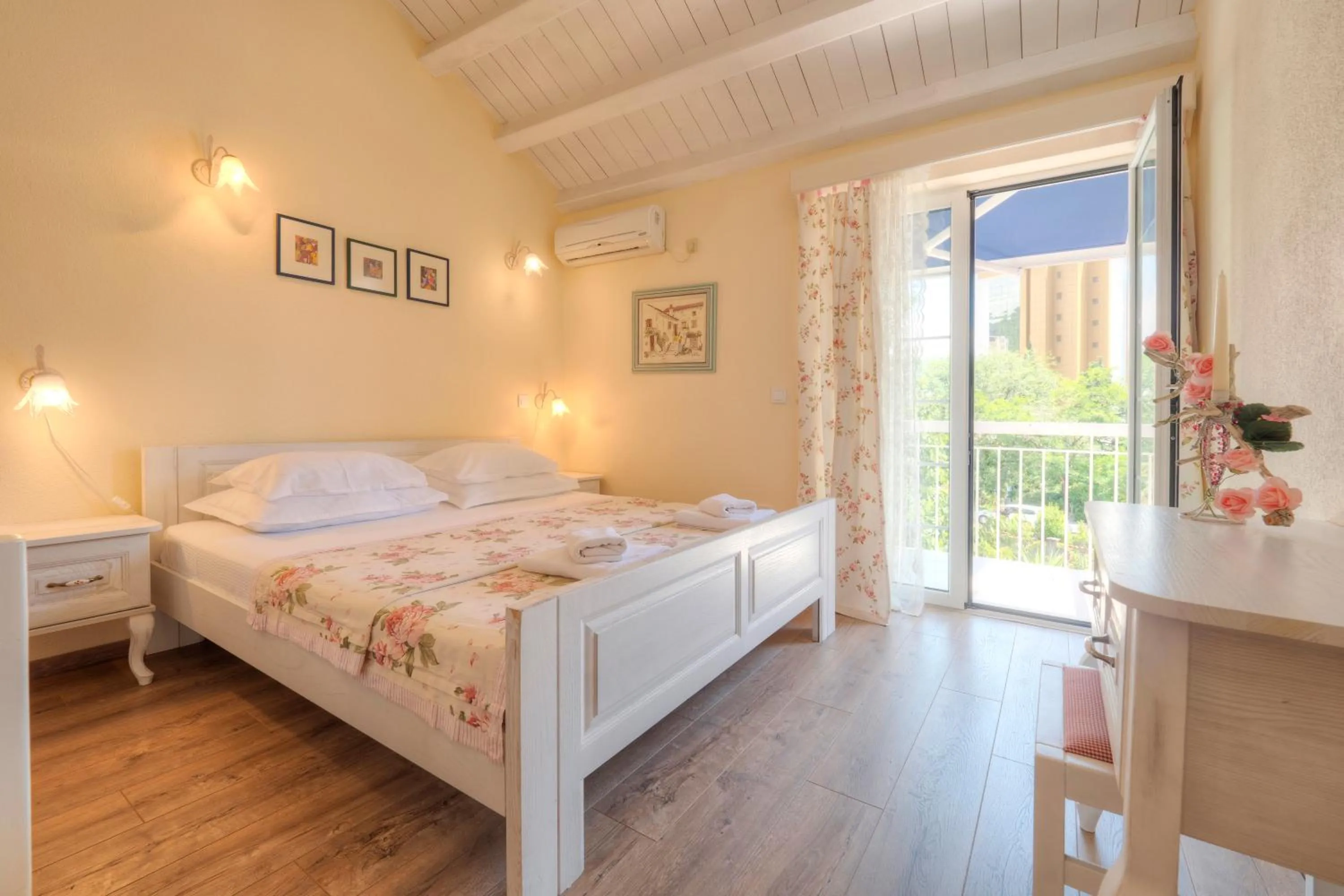 Bedroom, Bed in Marinero Apartments