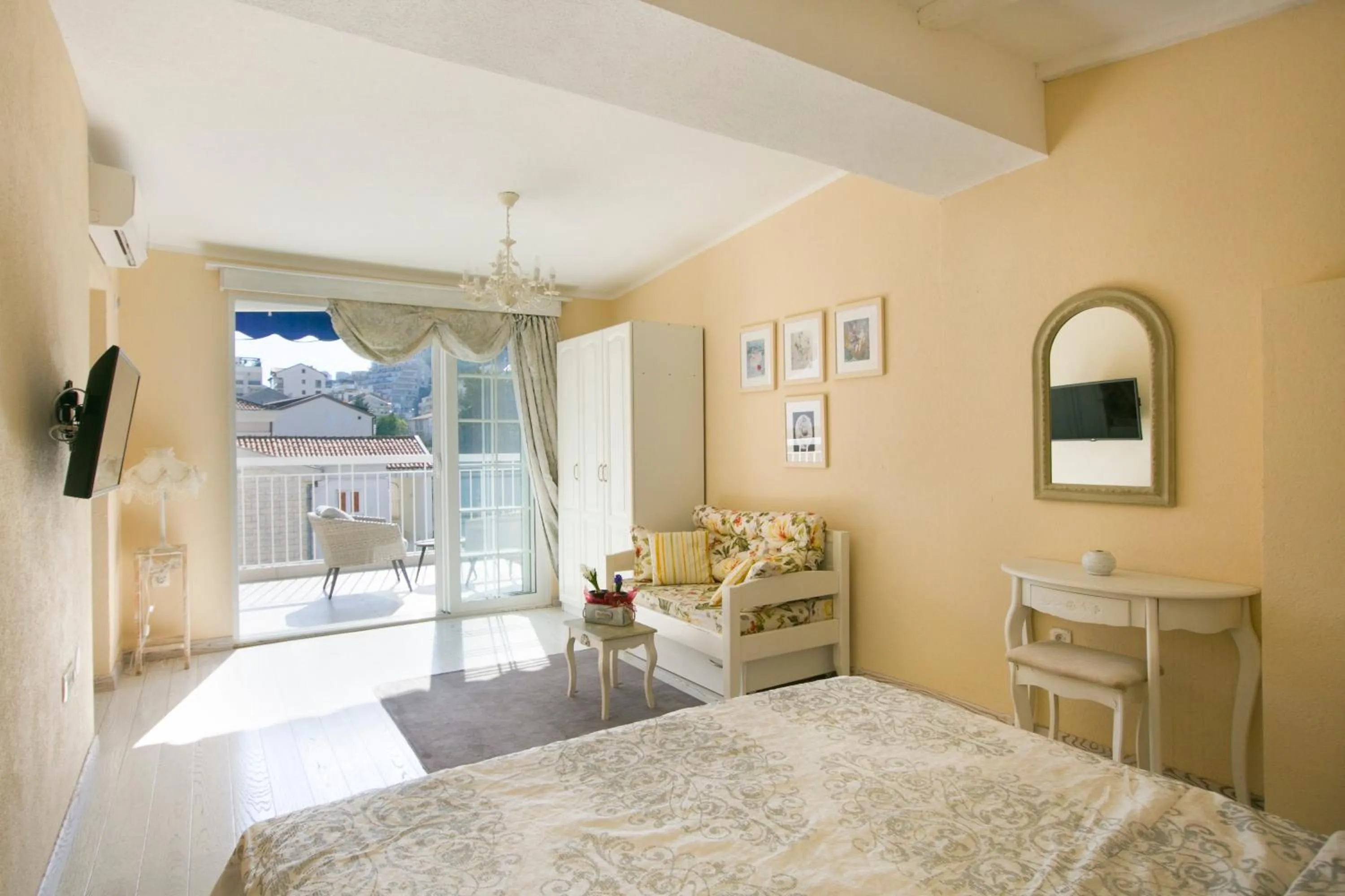 Bedroom, Bed in Marinero Apartments