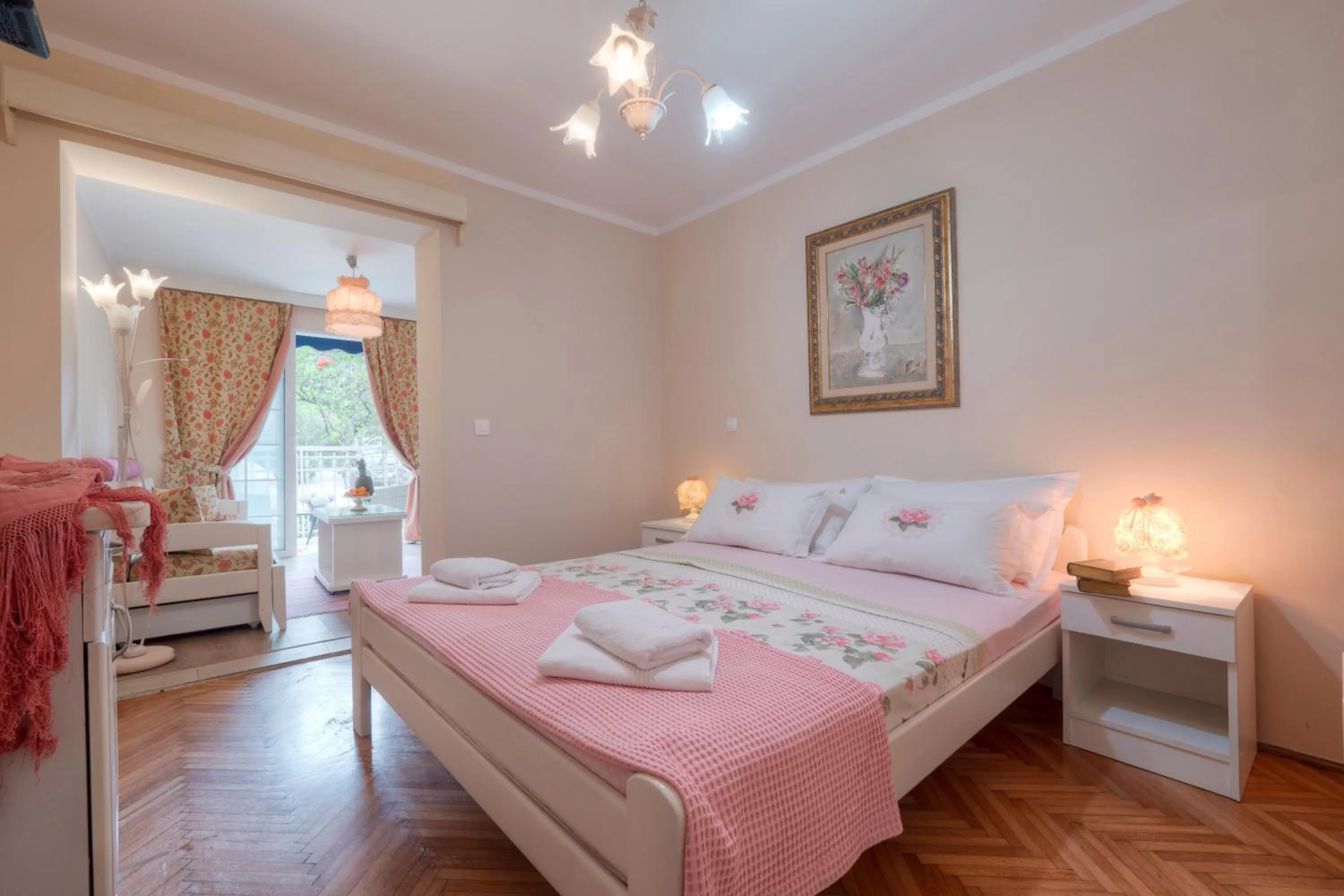 Bed in Marinero Apartments