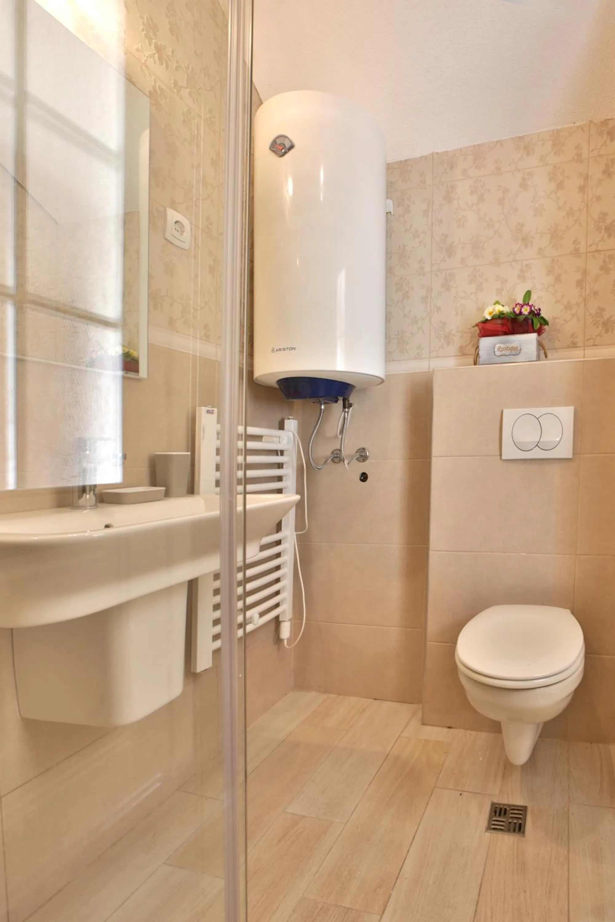 Bathroom in Marinero Apartments