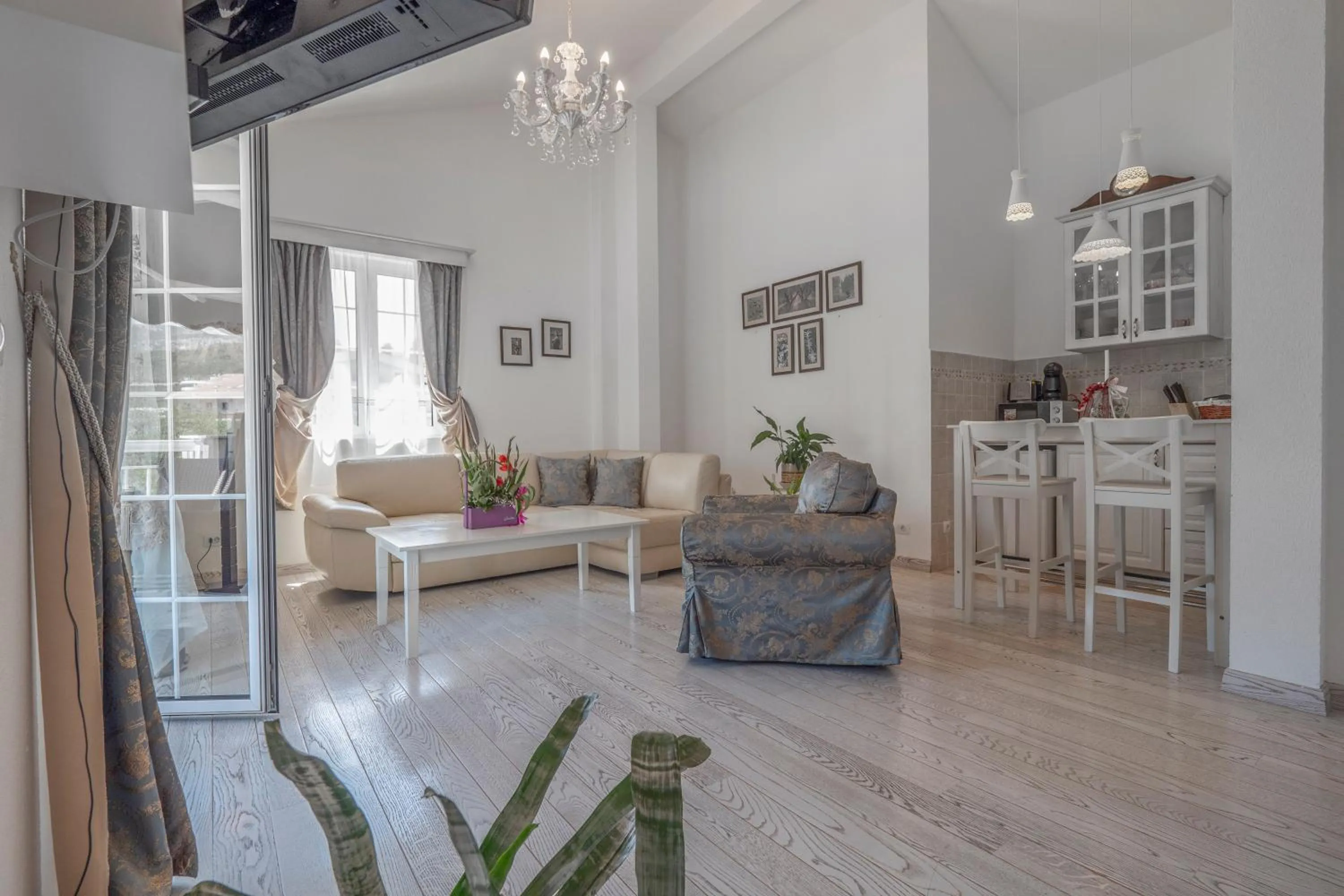 Living room in Marinero Apartments