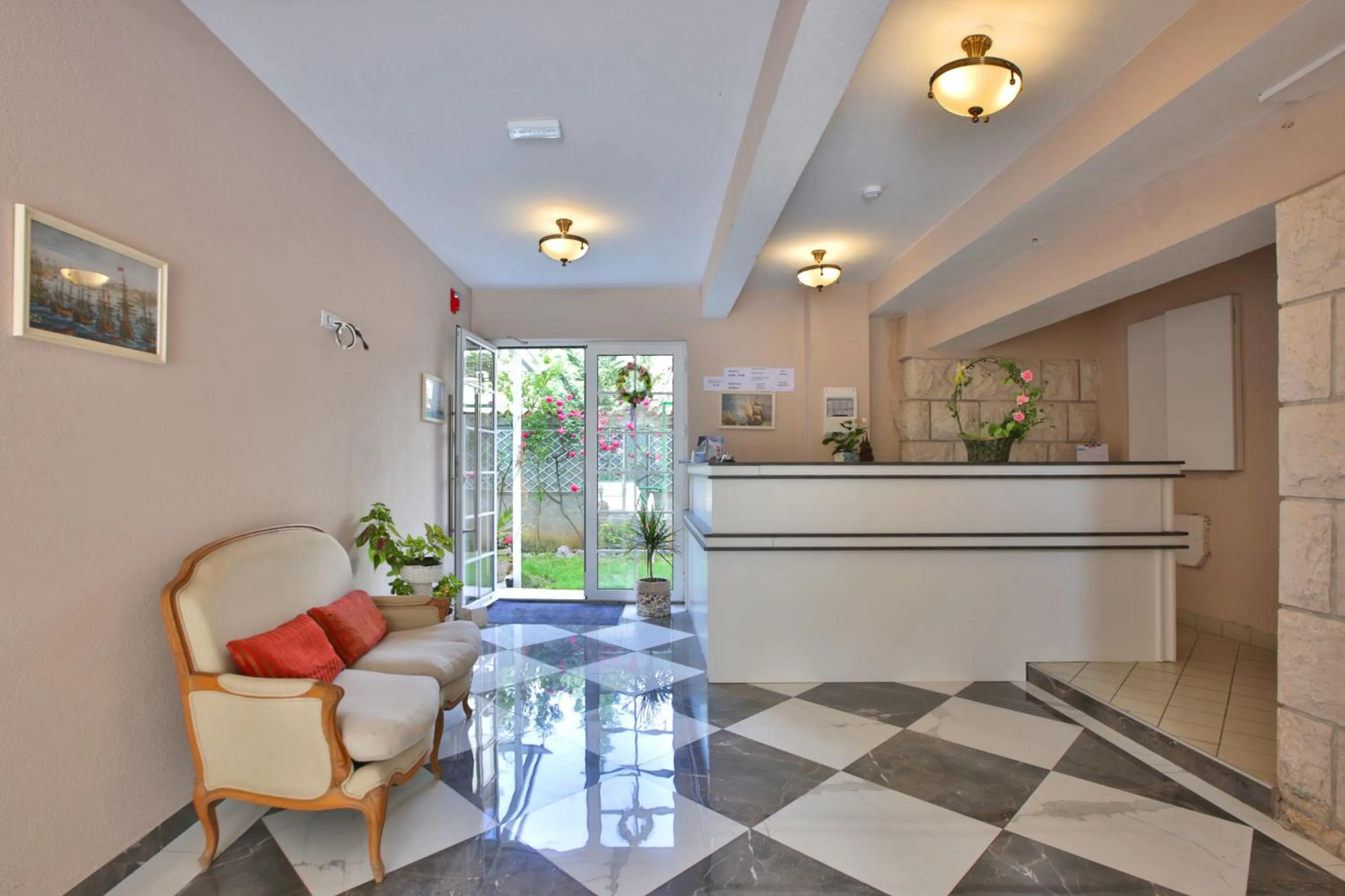 Lobby or reception in Marinero Apartments