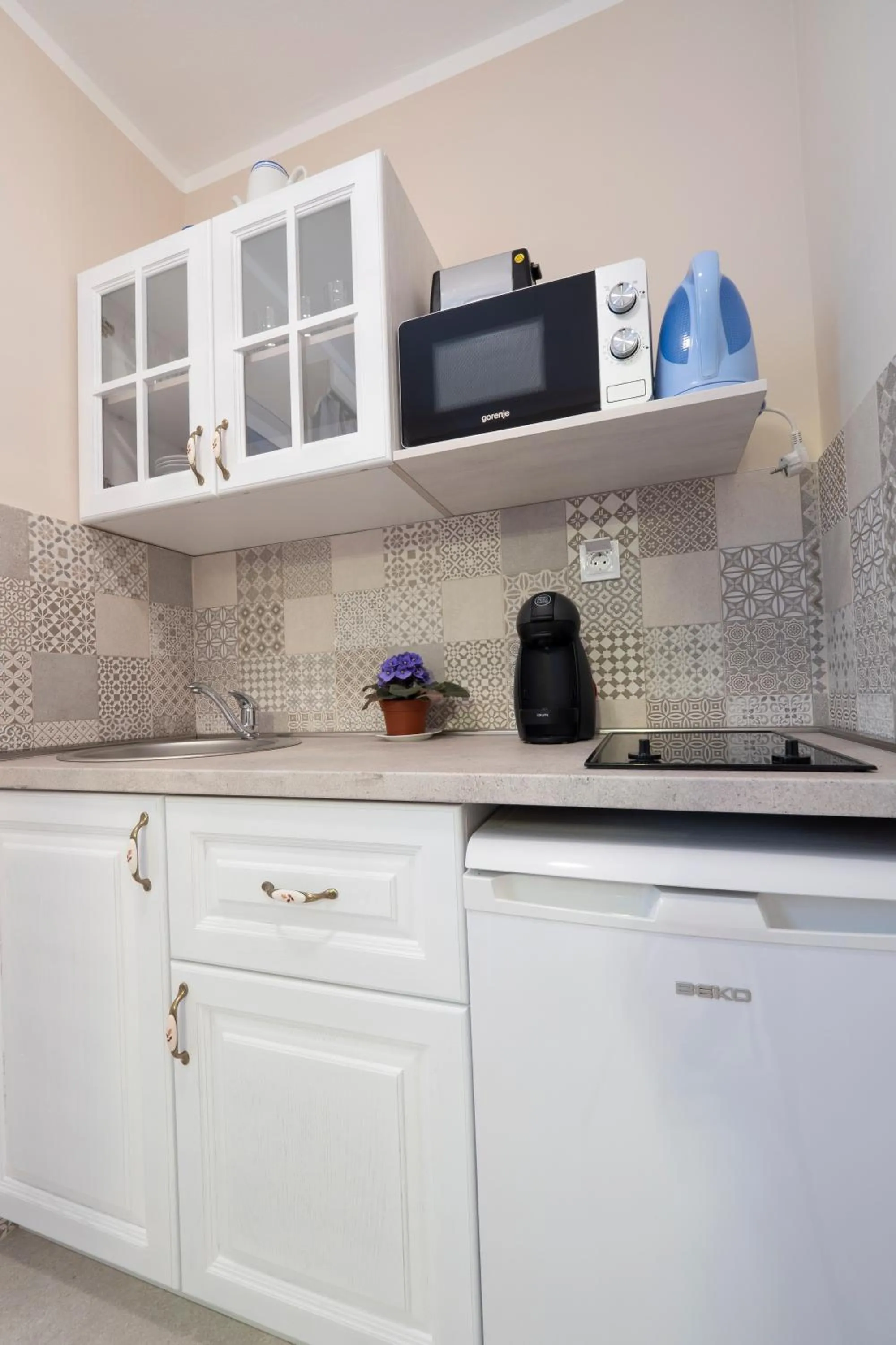 Coffee/tea facilities in Marinero Apartments