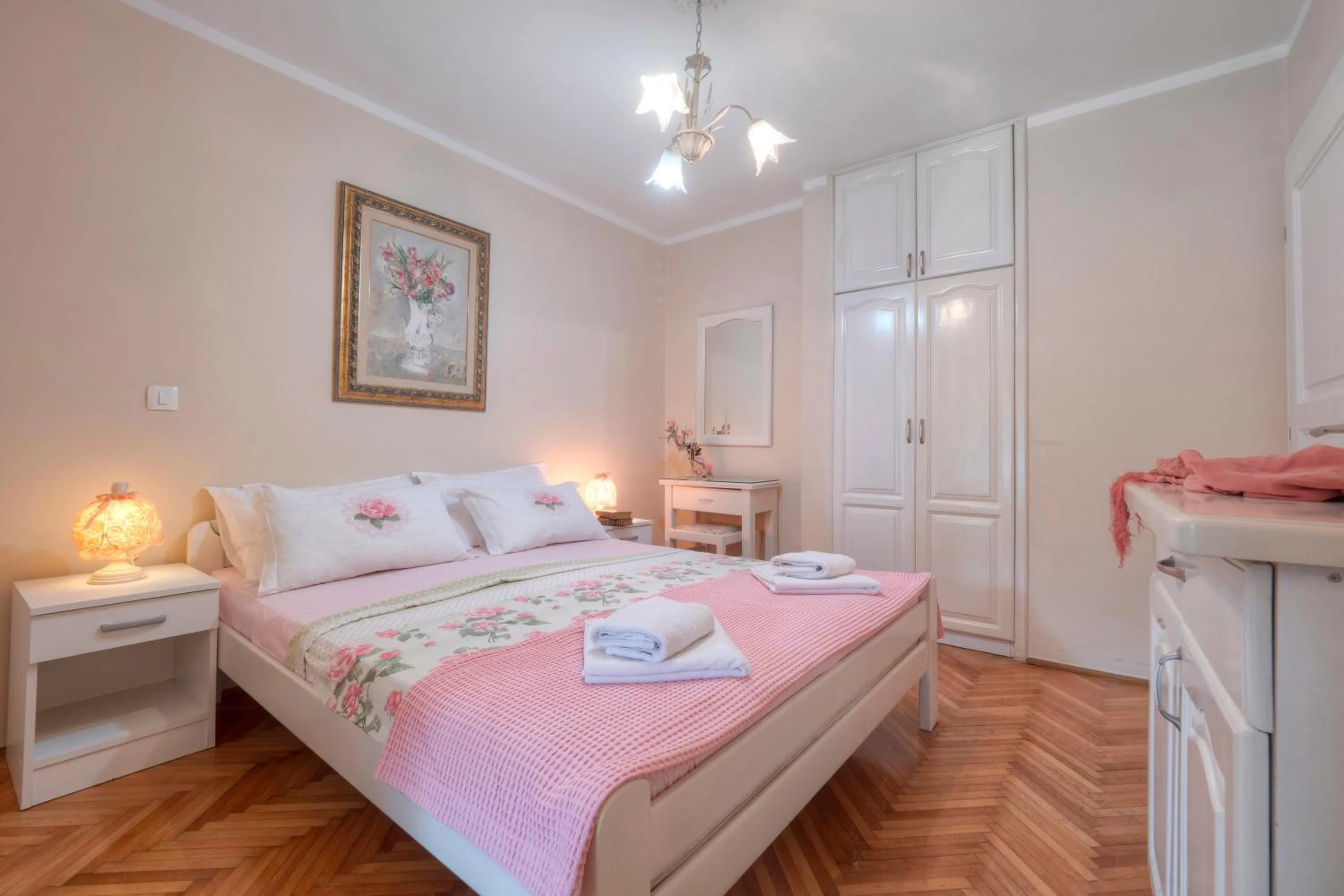 Bed in Marinero Apartments
