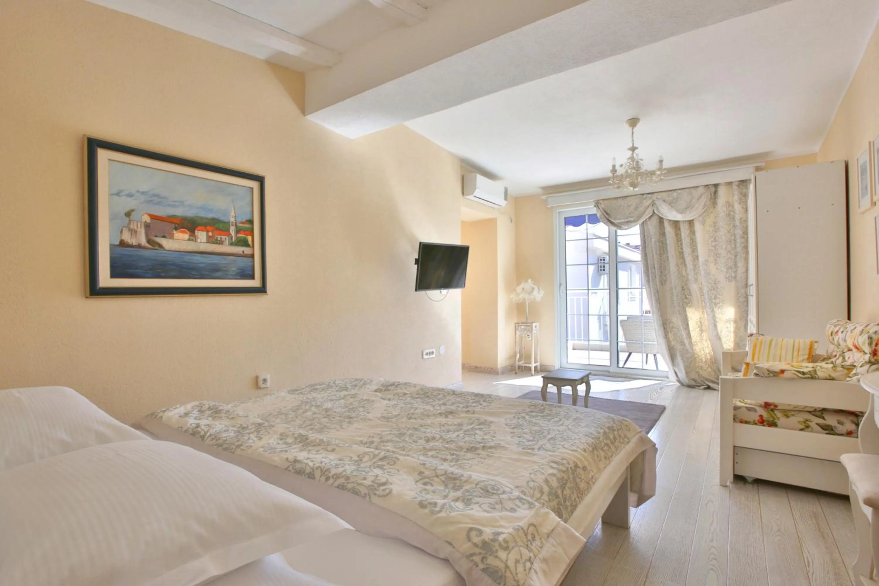 Balcony/Terrace, Bed in Marinero Apartments