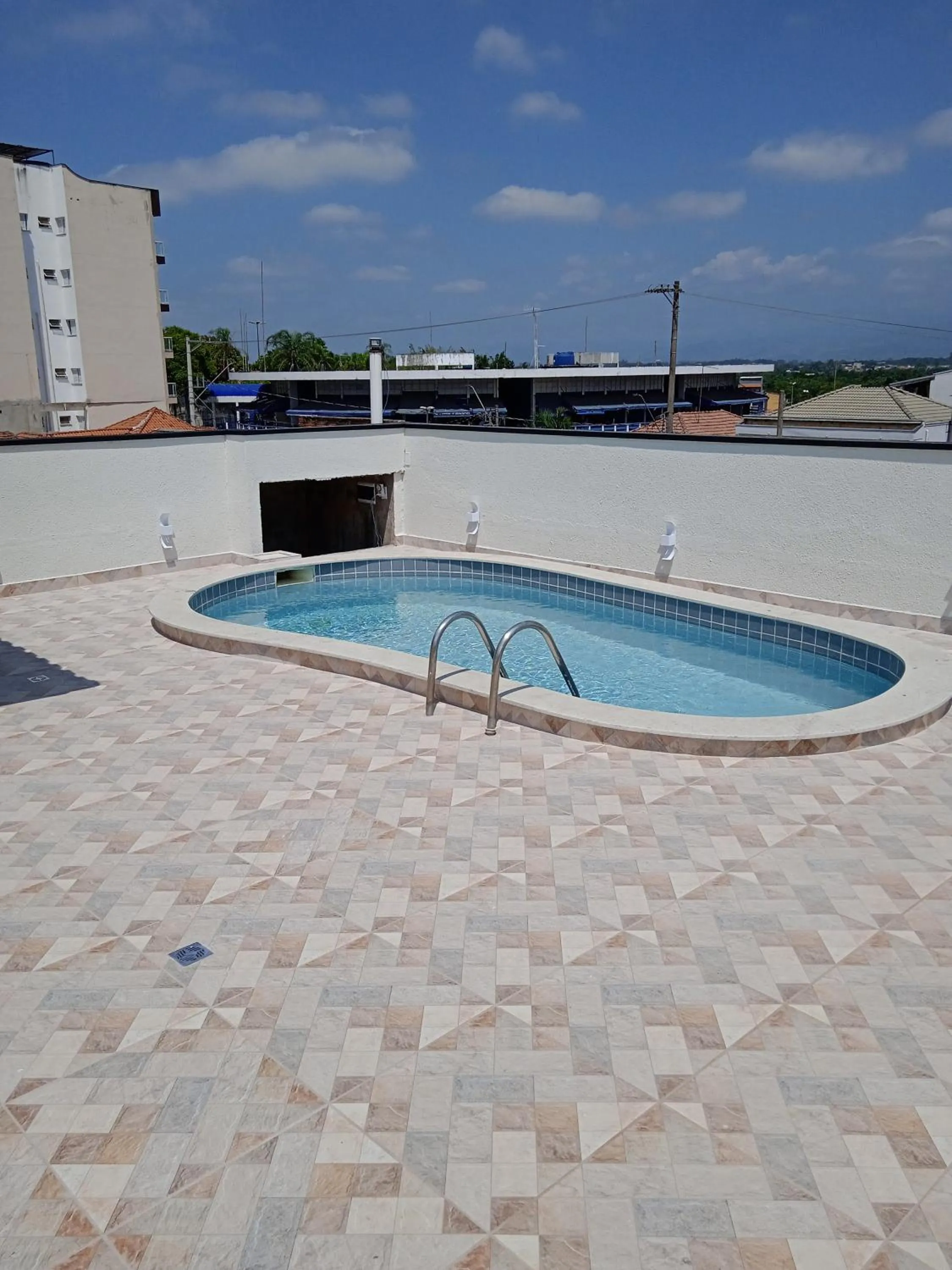 Swimming pool in Hotel Mão de Fatima
