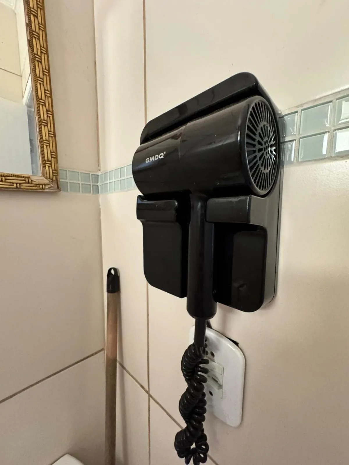 hair dryier in Hotel Mão de Fatima