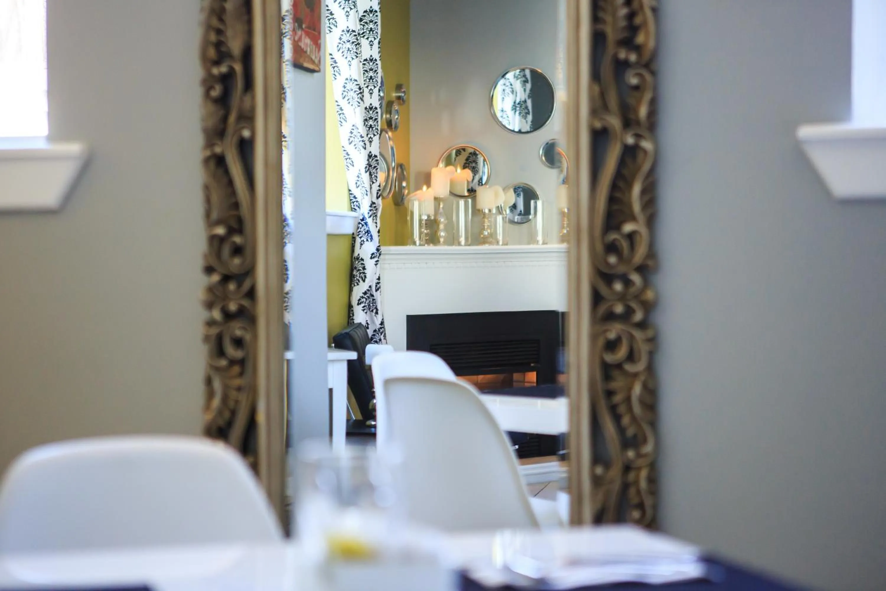 Restaurant/places to eat in Monastery Hotel