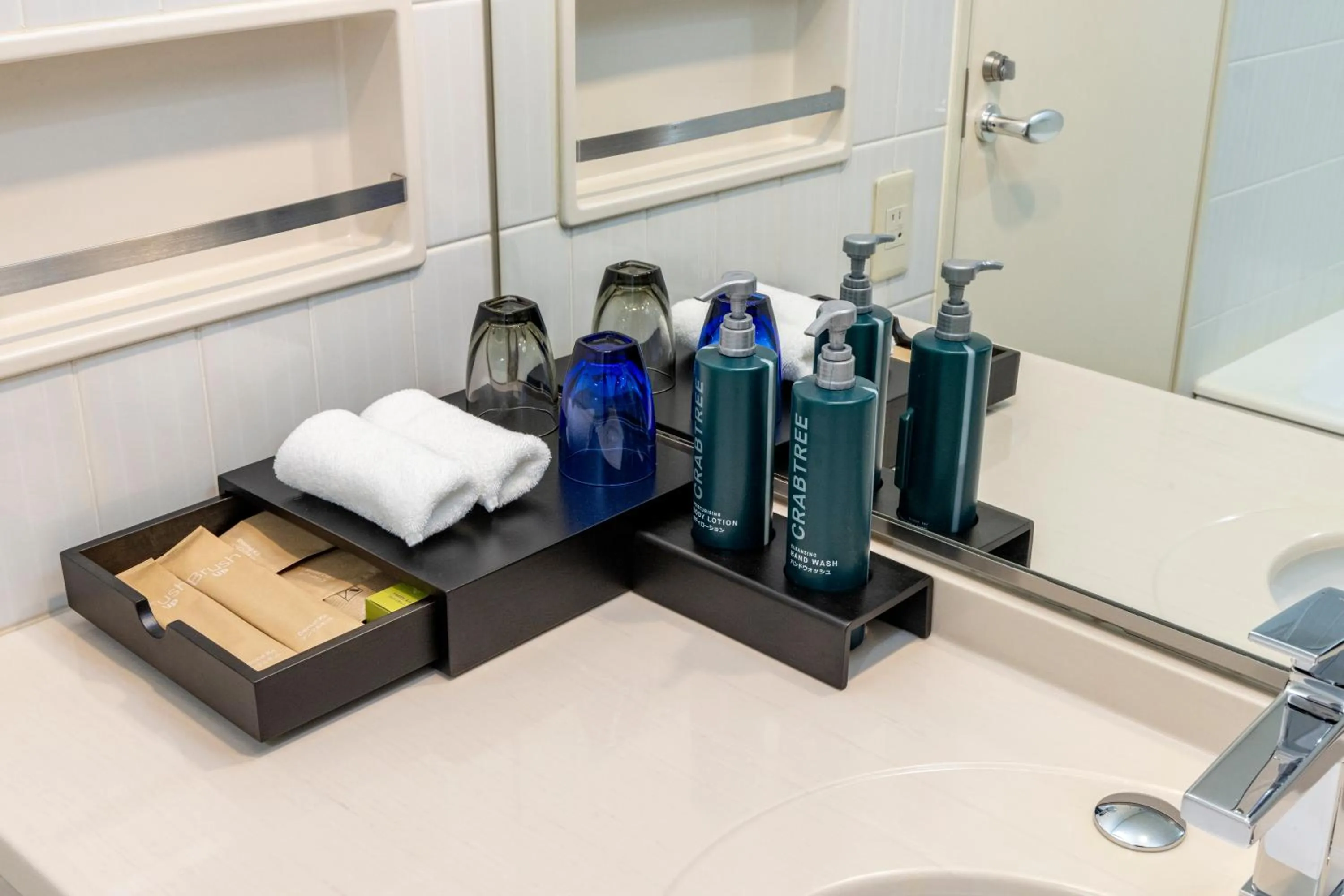 Bathroom in Hilton Tokyo Narita Airport