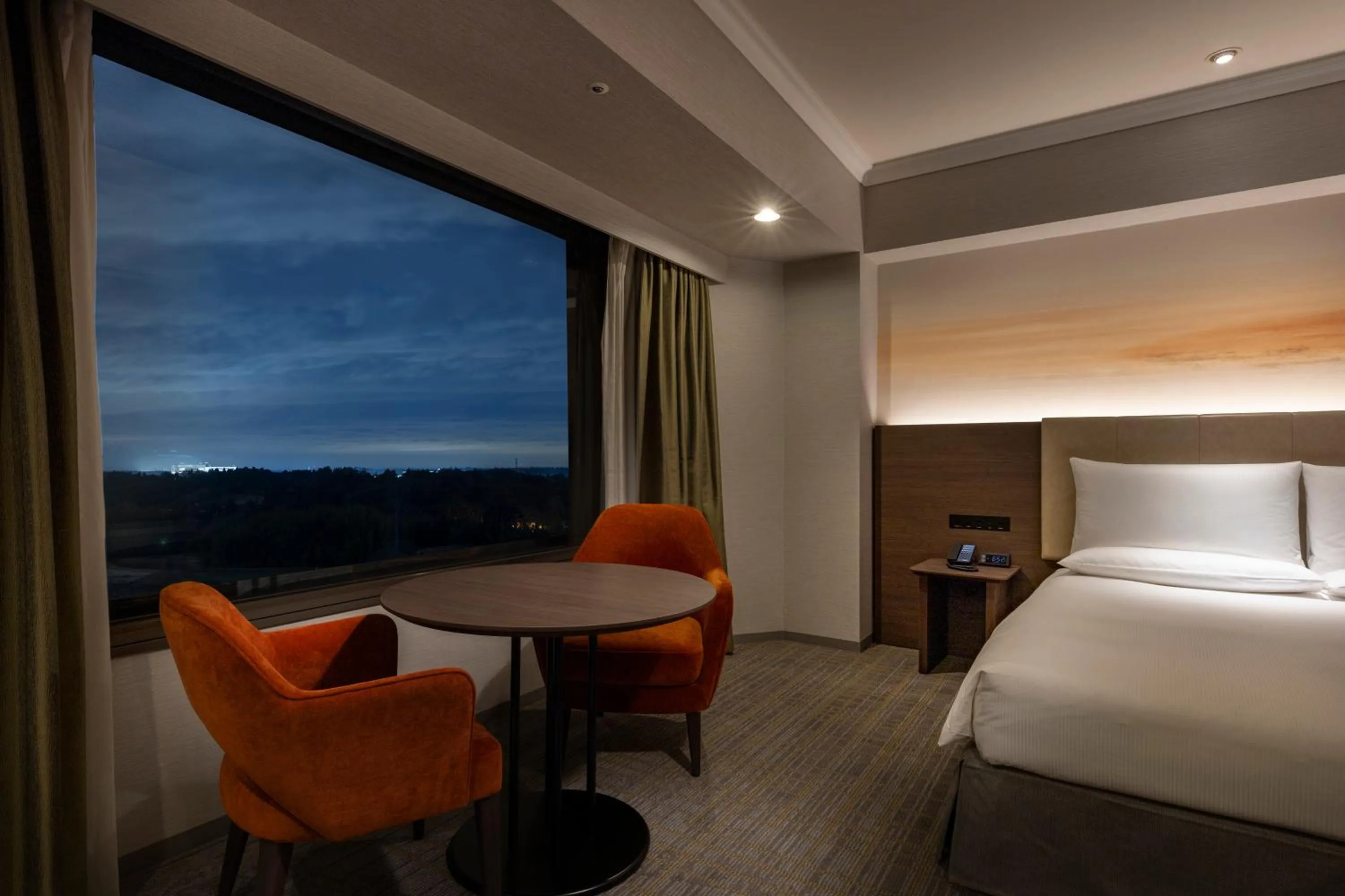 Photo of the whole room, Bed in Hilton Tokyo Narita Airport