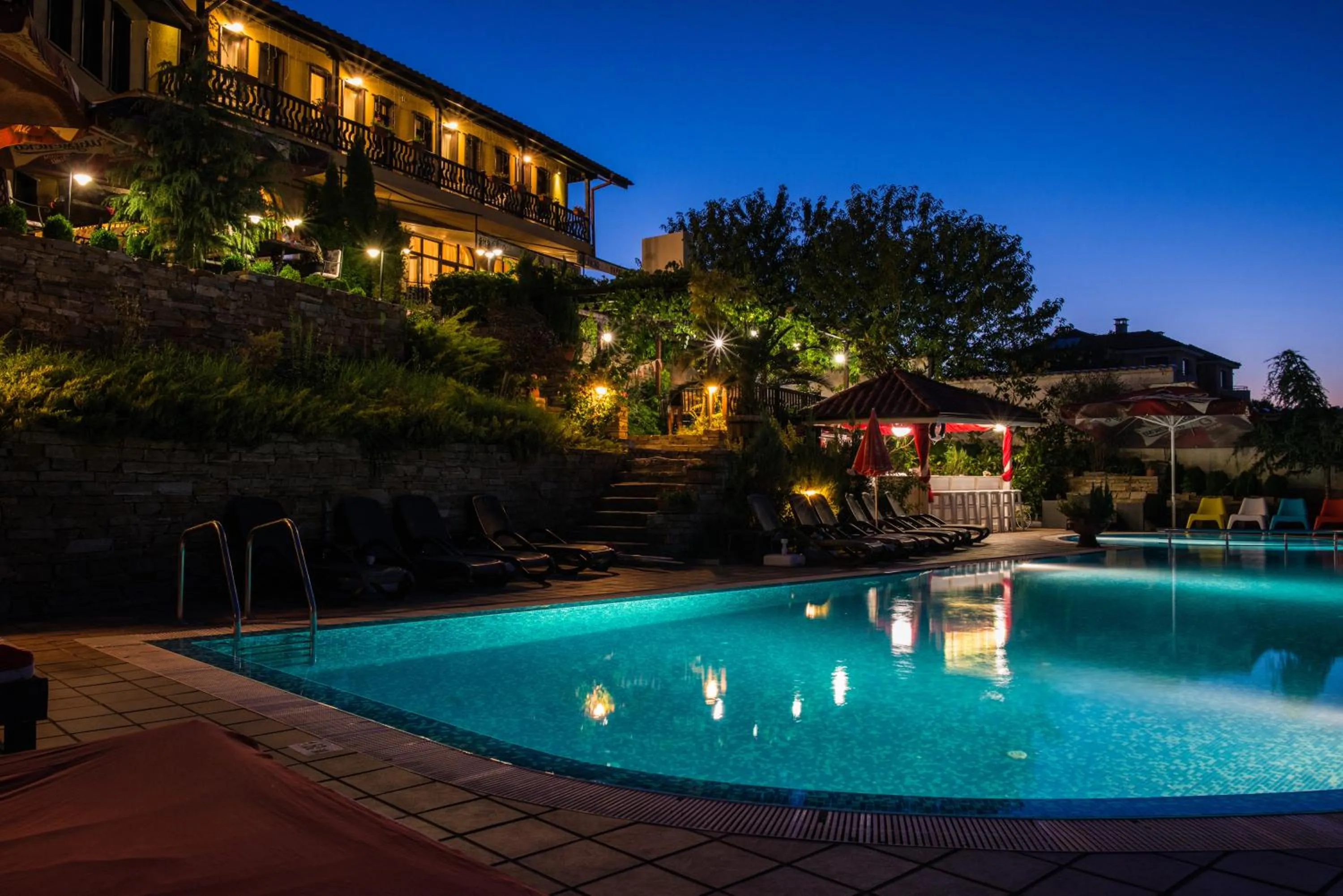 Swimming pool in Chiflika Family Hotel
