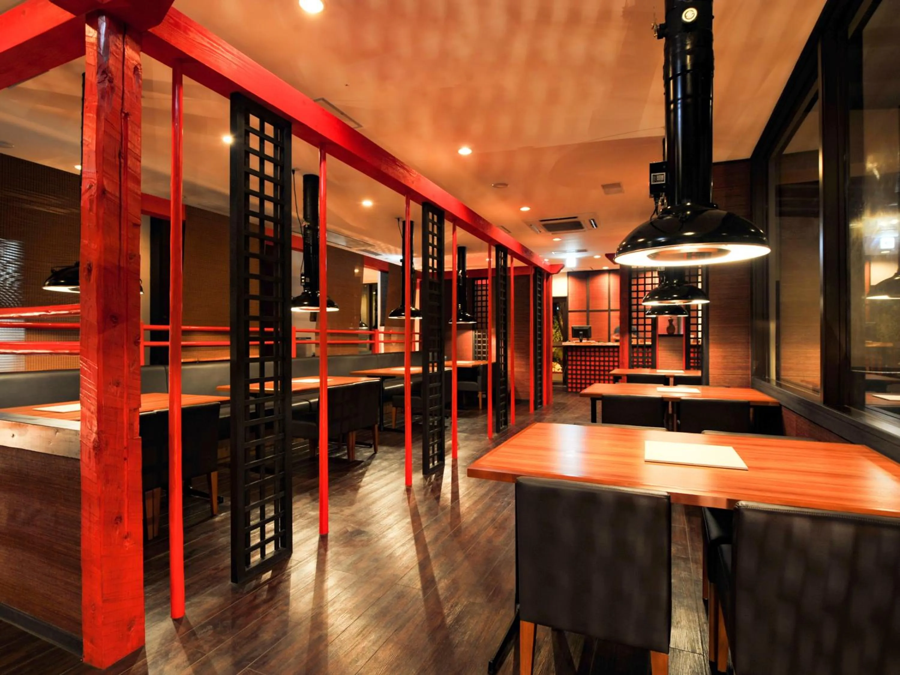 Restaurant/places to eat in Hotel Shigira Mirage