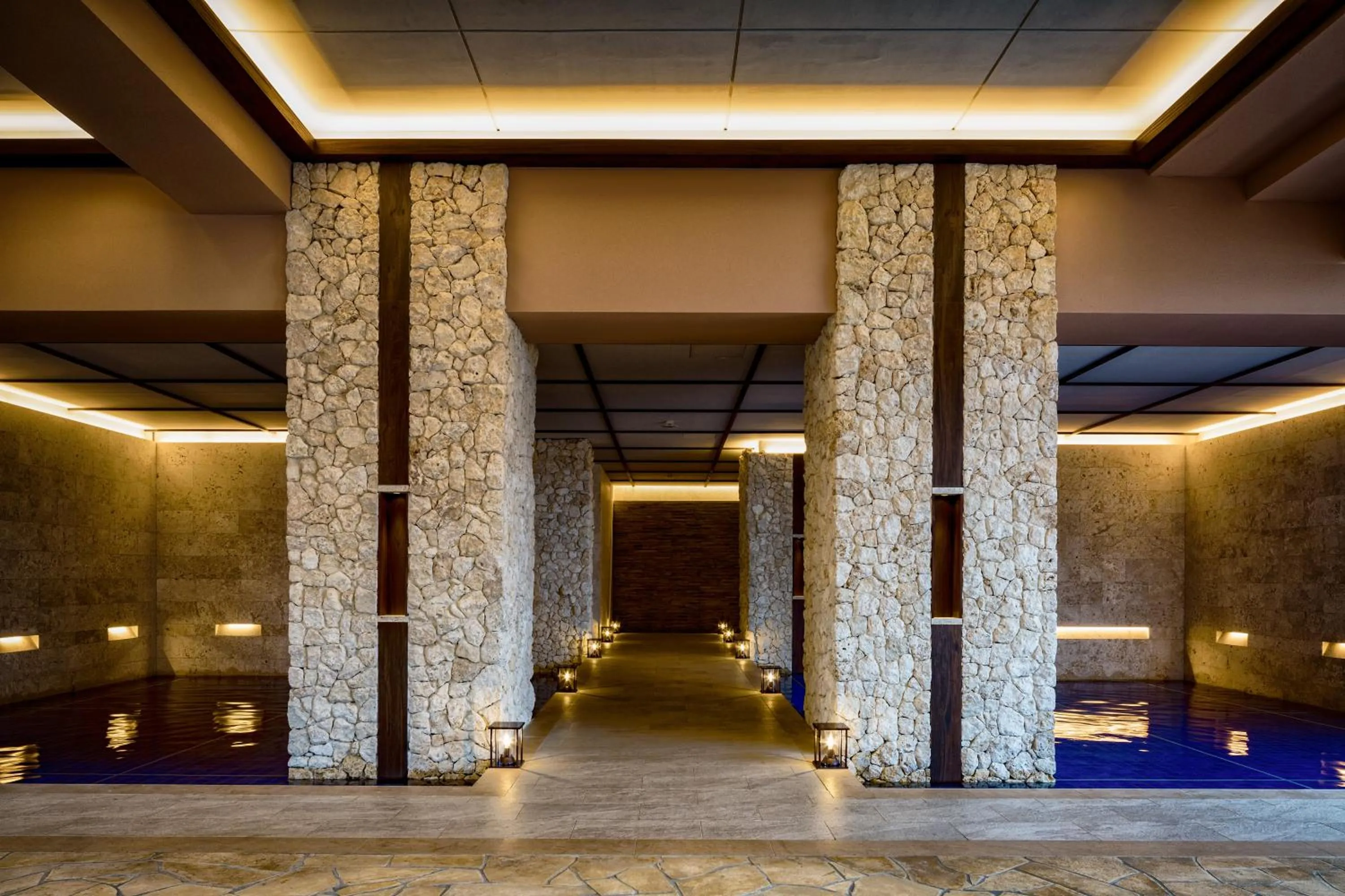 Facade/entrance in Hotel Shigira Mirage