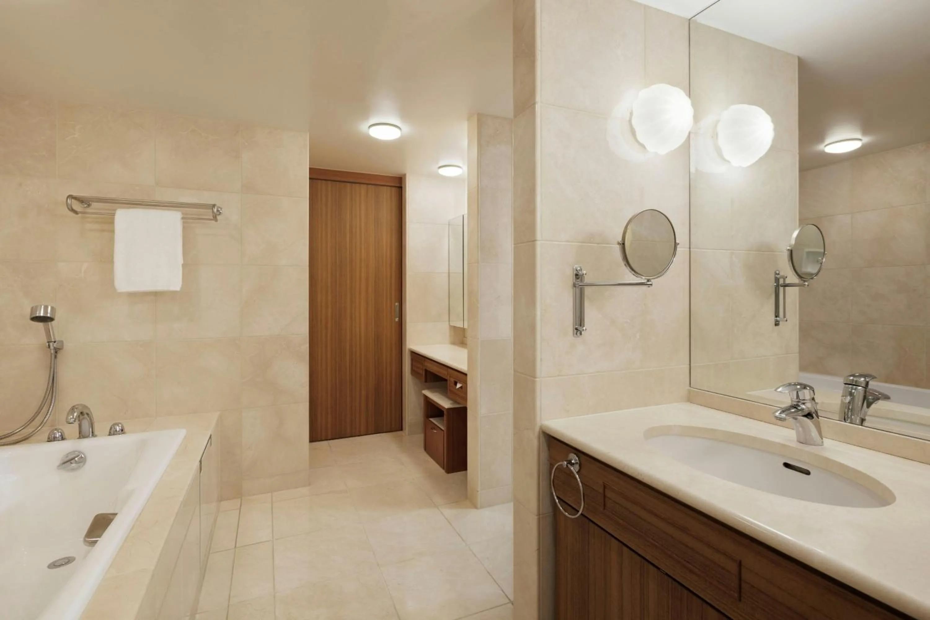 Bedroom in Sheraton Grande Tokyo Bay Hotel