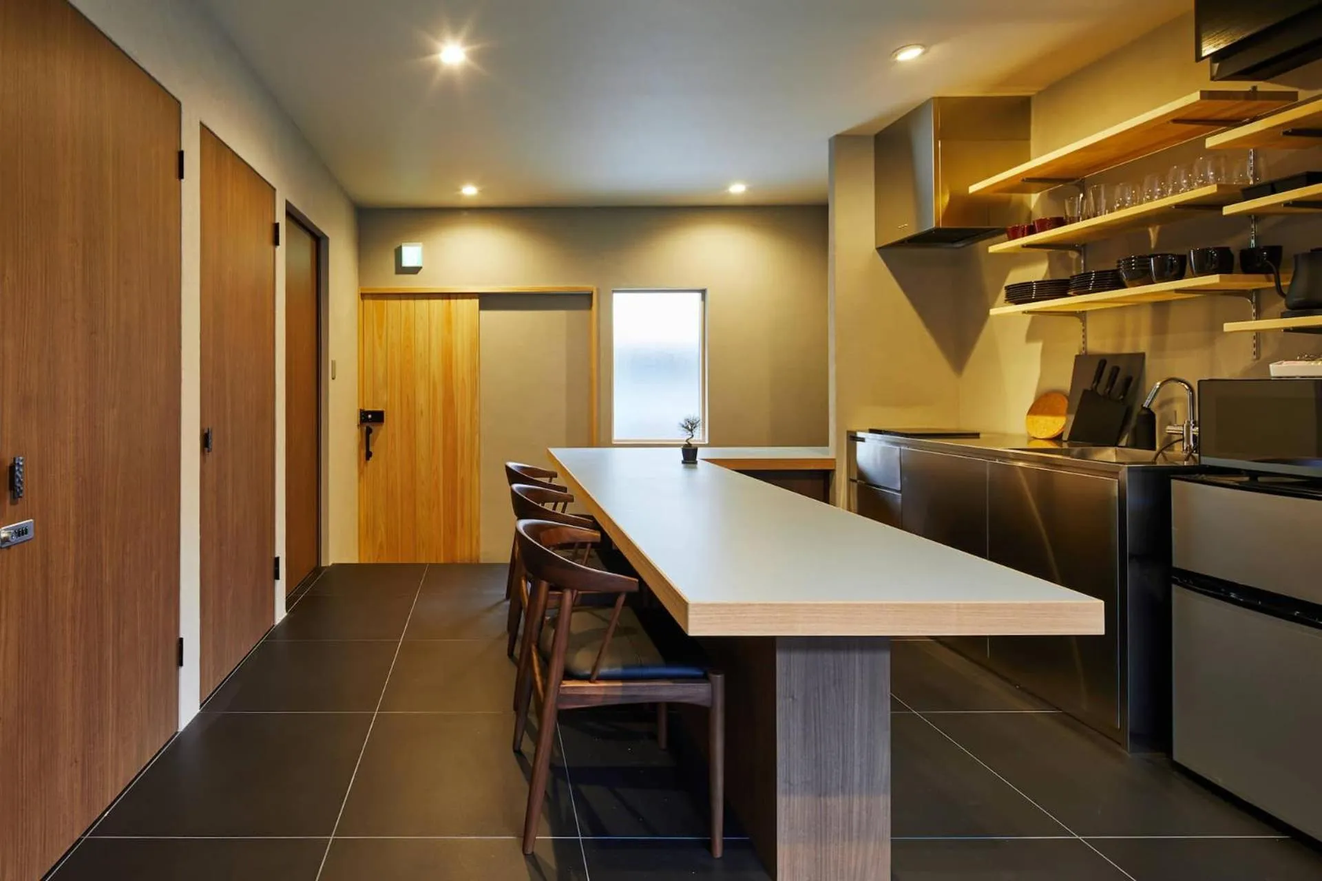 HANARE KYOTO Hachijoguchi